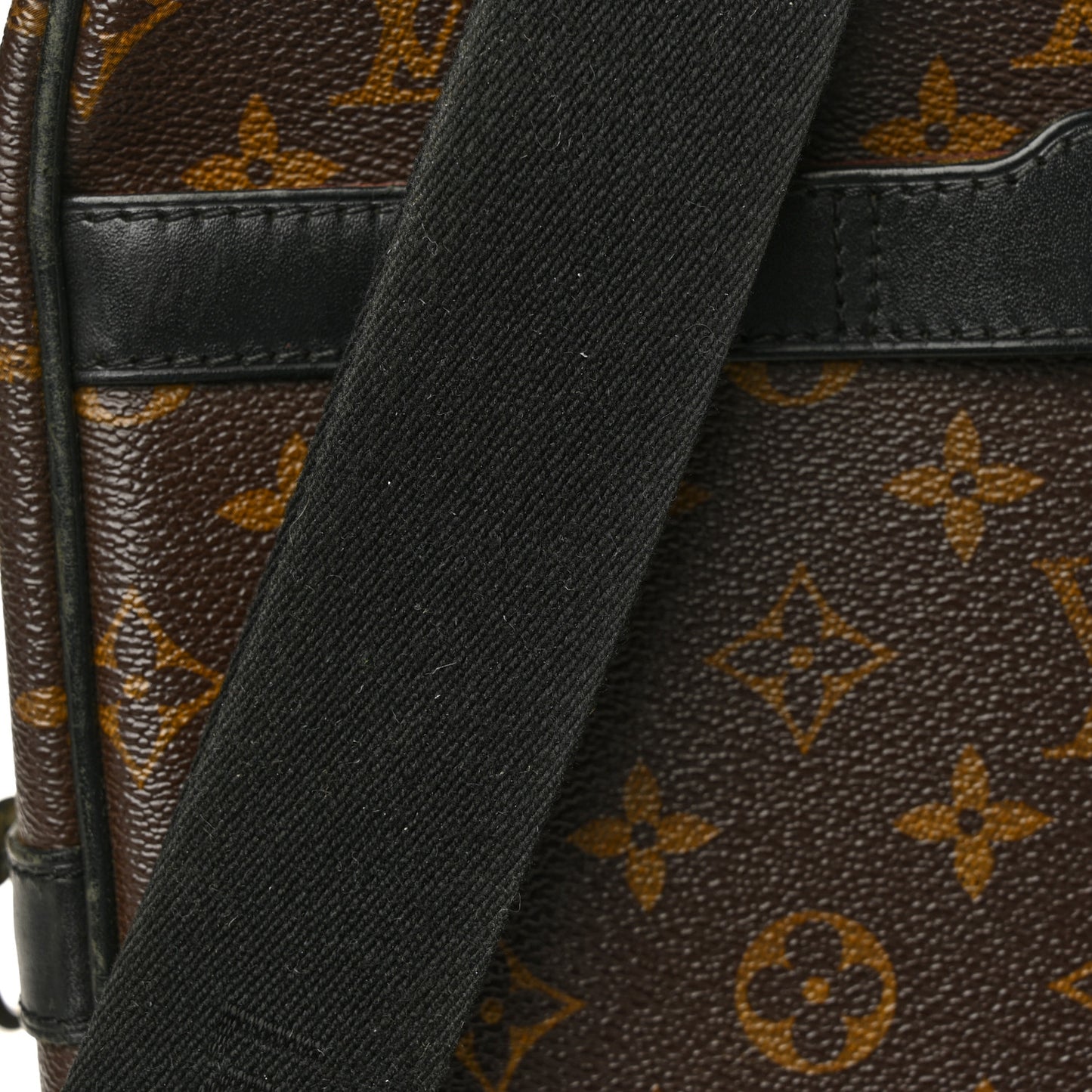 Monogram Macassar Porte-Documents Voyage GM