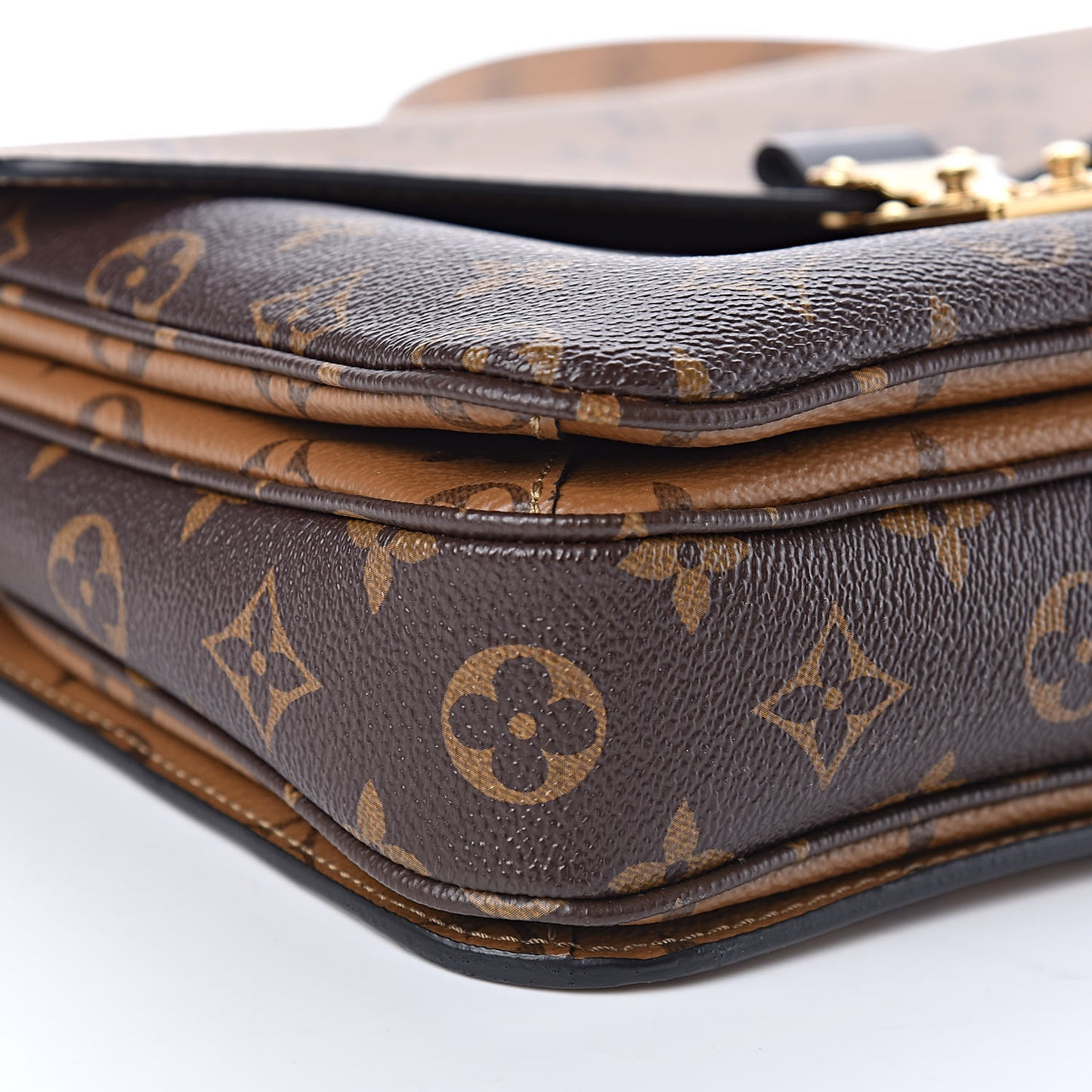 Reverse Monogram Pochette Metis