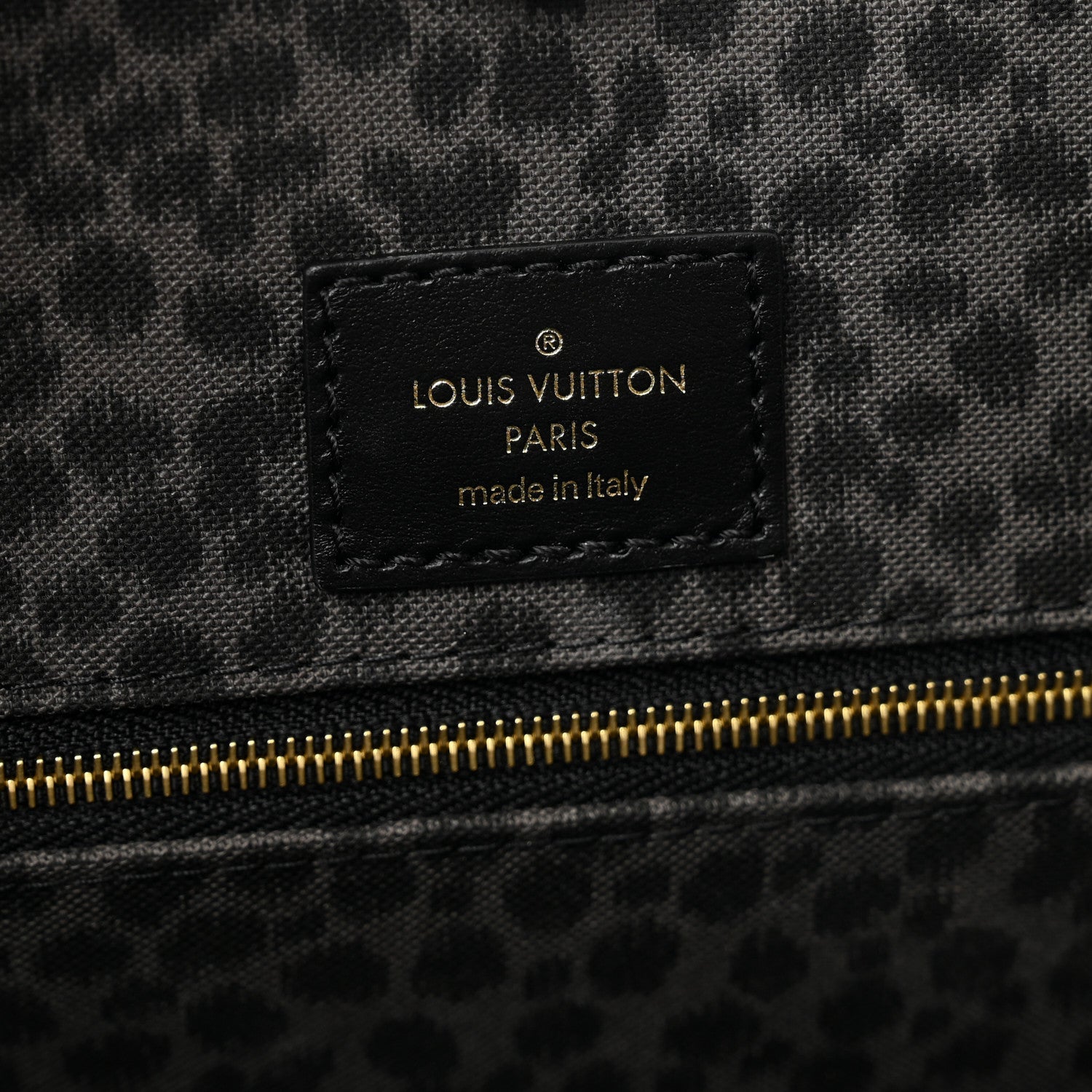 Louis Vuitton Monogram Giant Wild At Heart Onthego GM Arizona 7 of 9