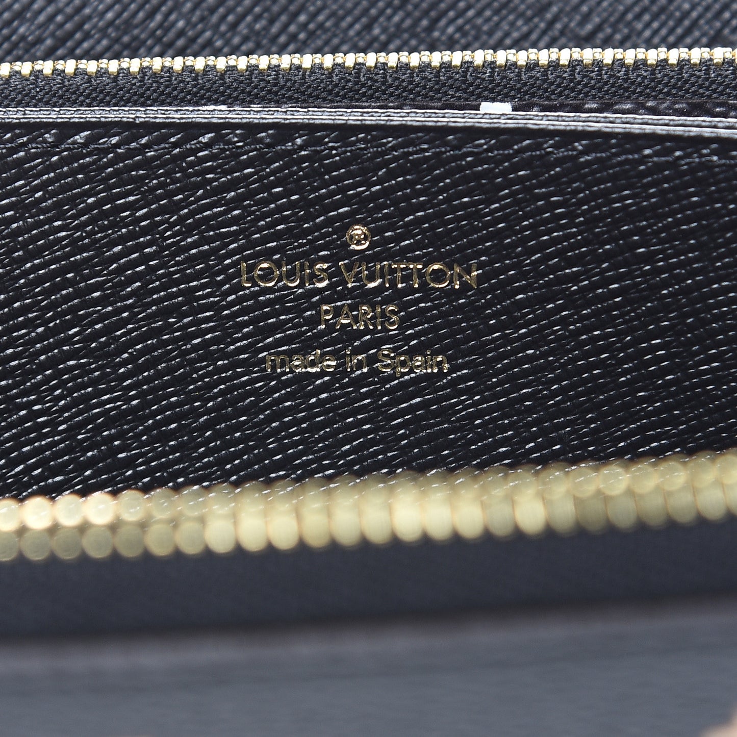 Monogram Giant Jungle Zippy Wallet Black