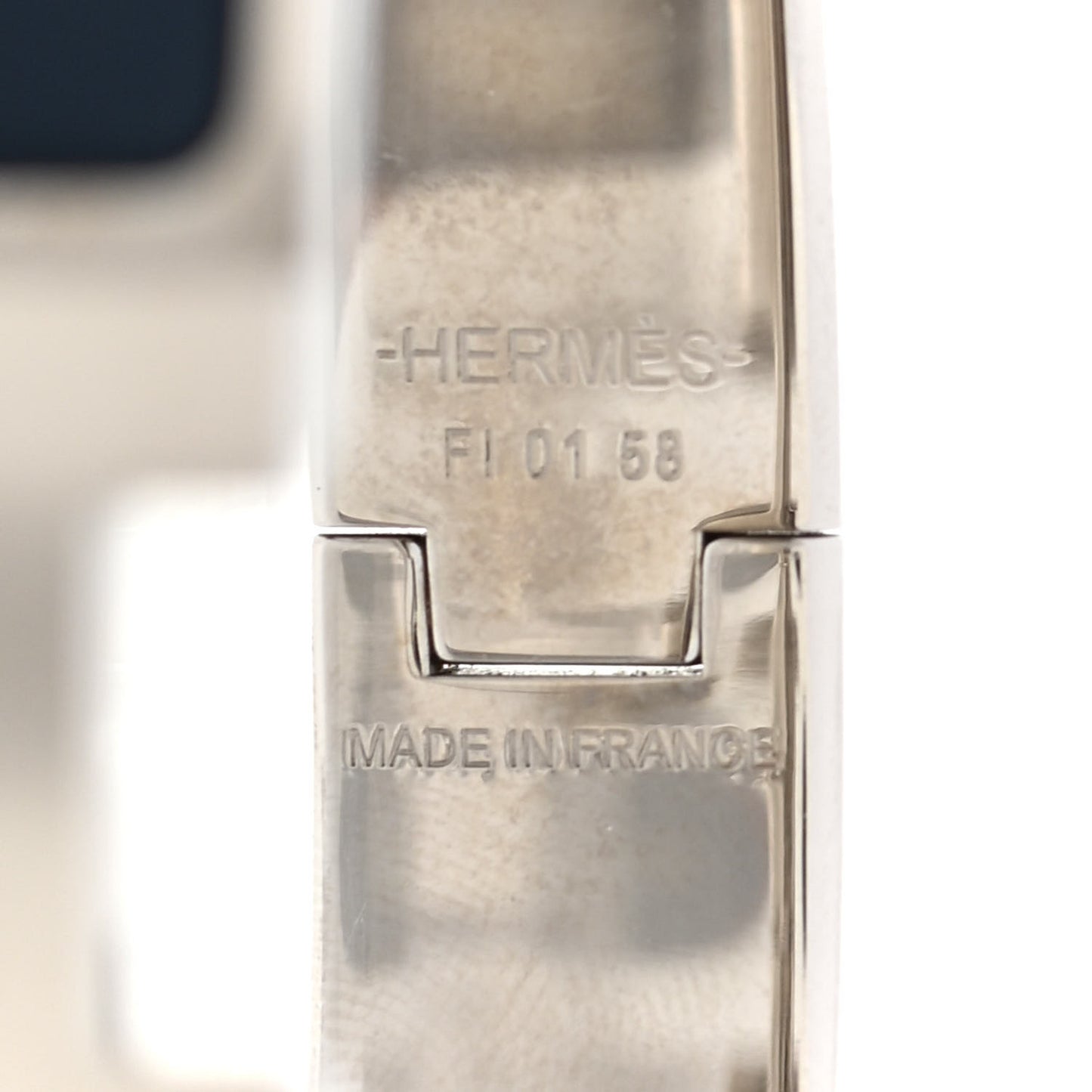 Matte Enamel Narrow Clic Clac HH Bracelet GM Bleu Nuit