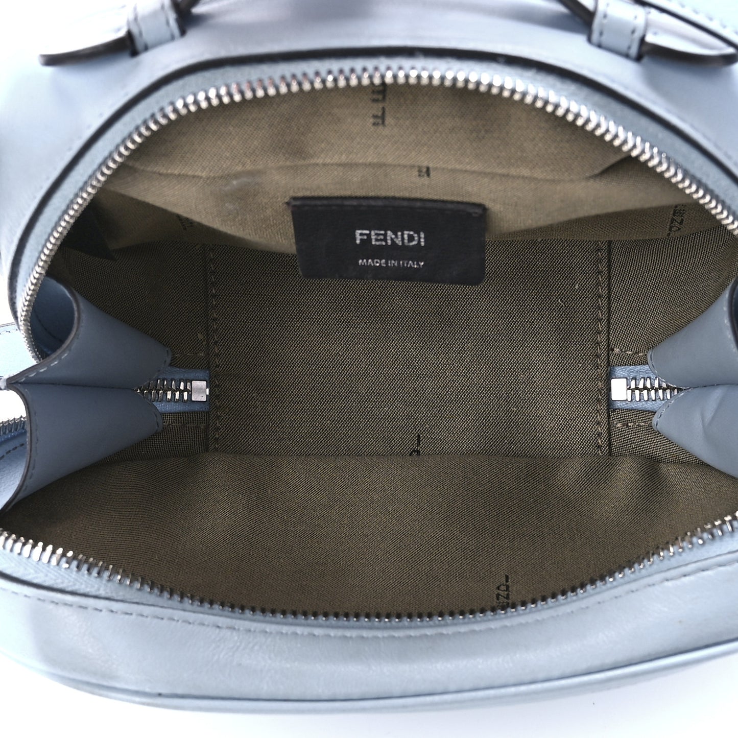 Vitello Grace Matte O'Lock Mini Camera Case Azzurro Baby