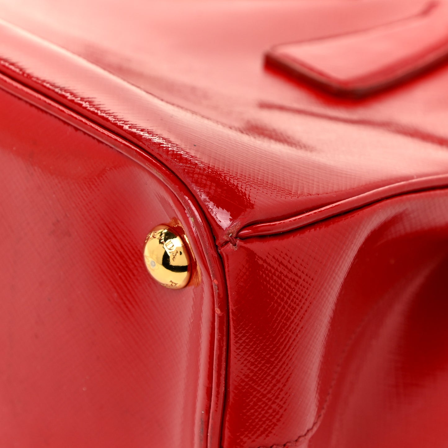 Saffiano Vernice Mini Galleria Double Zip Tote Rosso