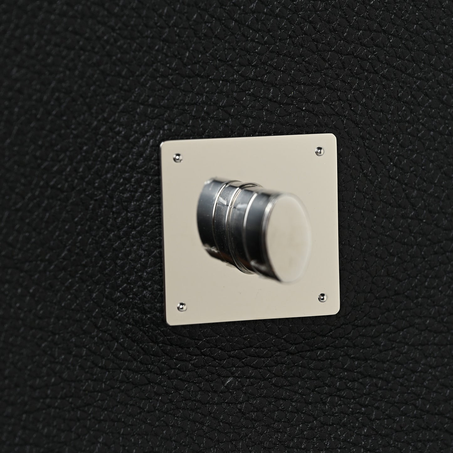 Soft Calfskin My Lockme Top Handle Black