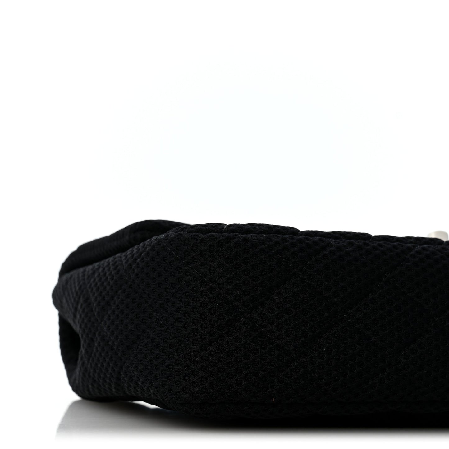 Neoprene Quilted Medium Single Flap Black