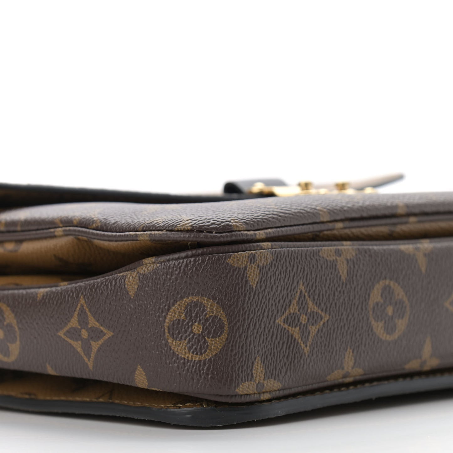 Reverse Monogram Pochette Metis