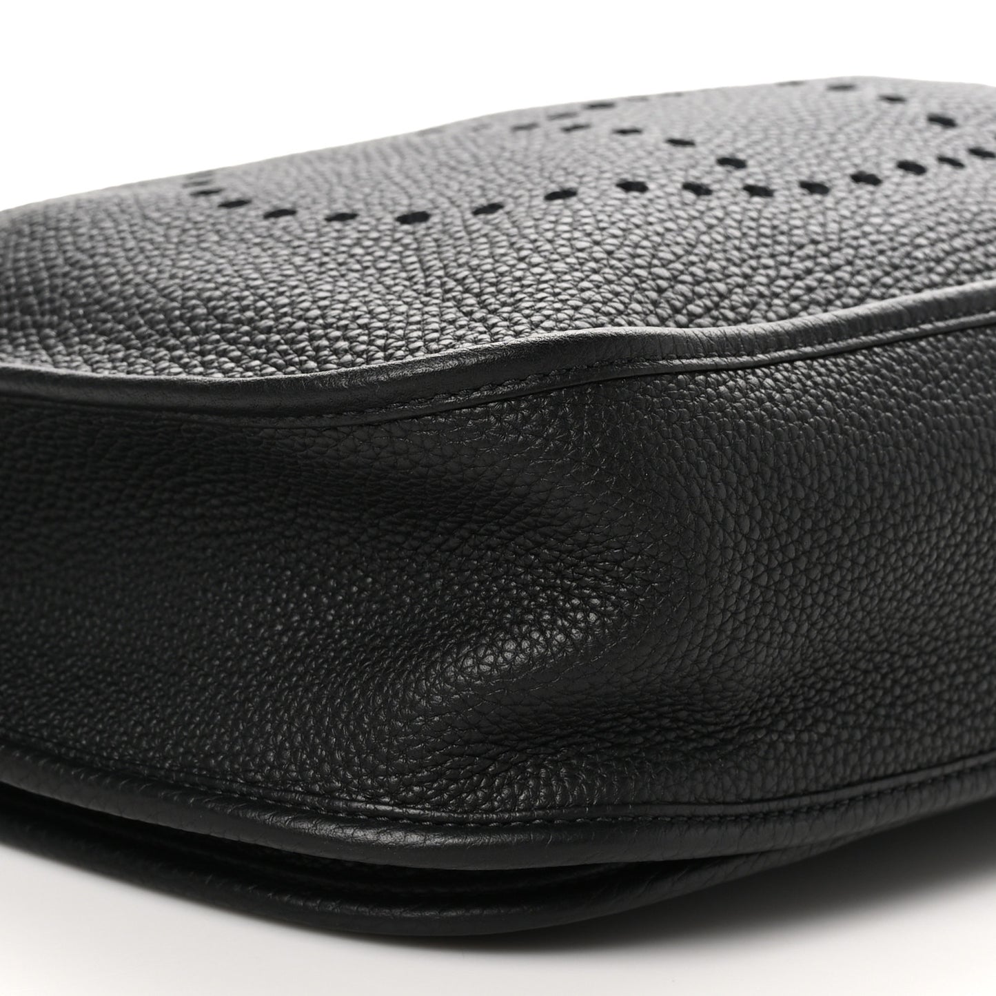 Taurillon Clemence EVELYNE III GM Black