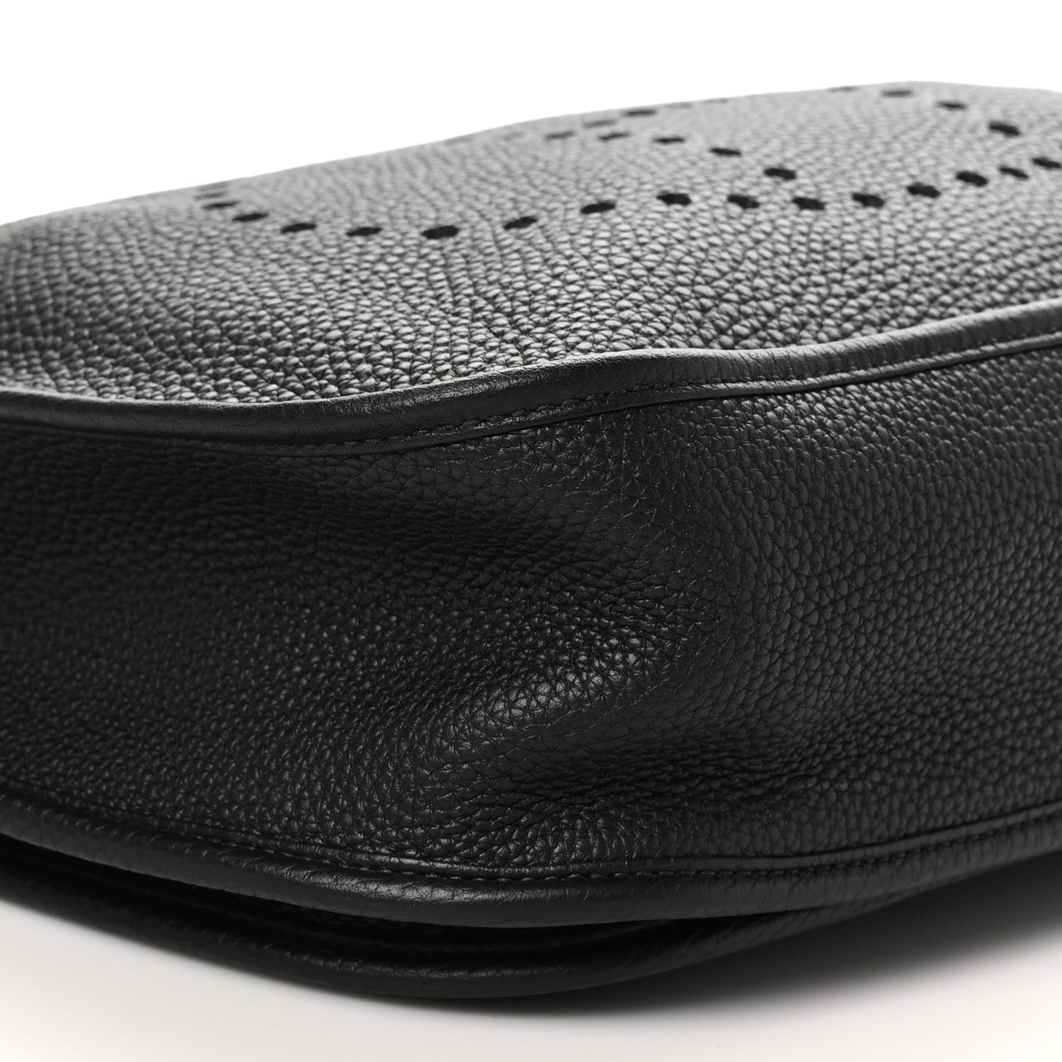 Hermes Taurillon Clemence EVELYNE III GM Black 9 of 10