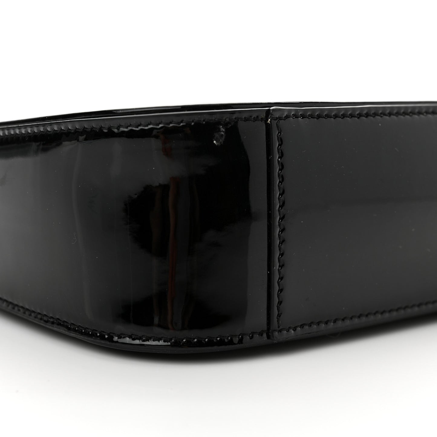 Patent Calfskin Le 5 A 7 Hobo Black