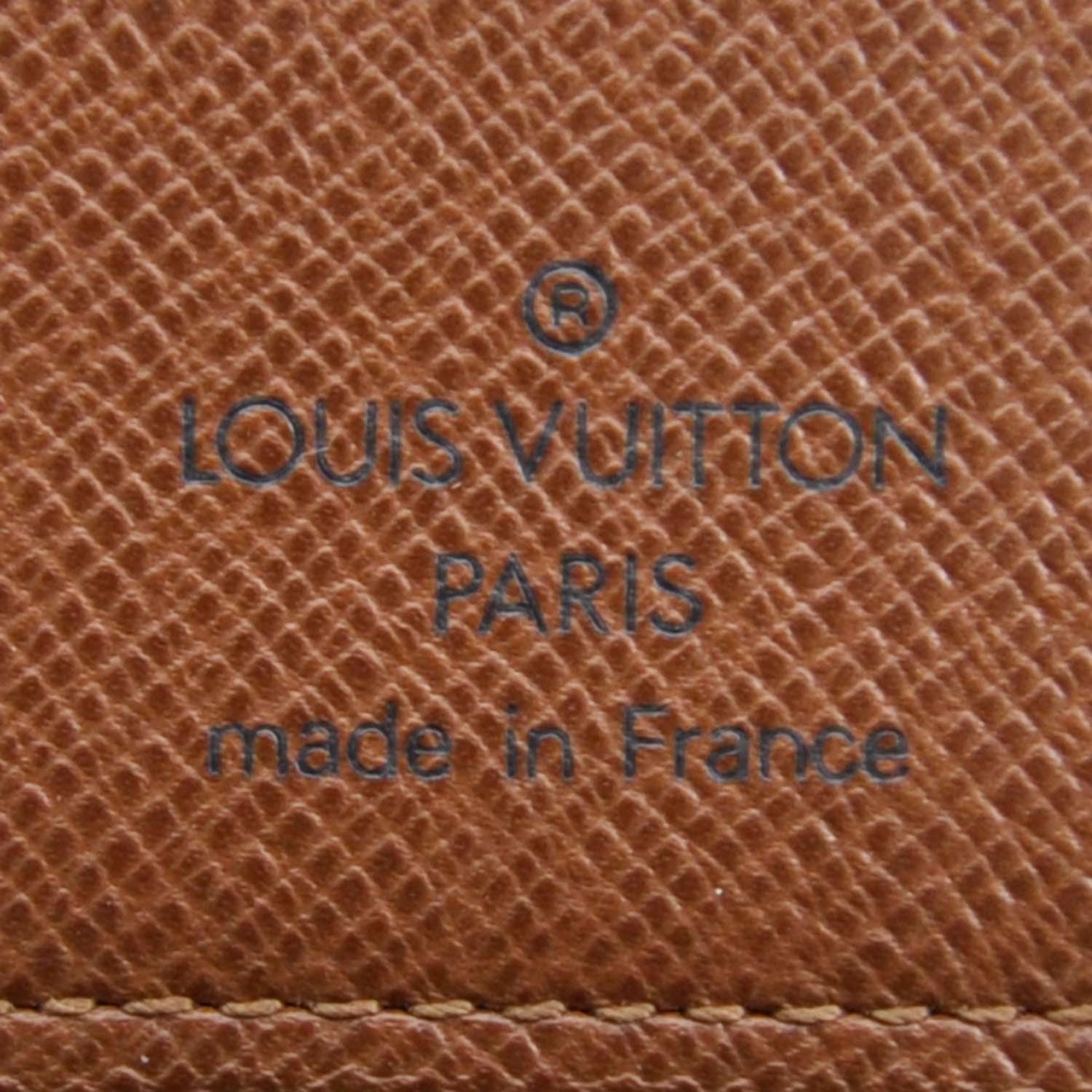 Louis Vuitton Monogram Medium Ring Agenda 6 of 7
