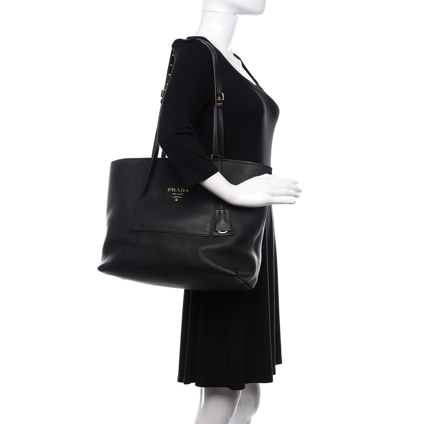 Vitello Daino Pocket Shopping Tote Black