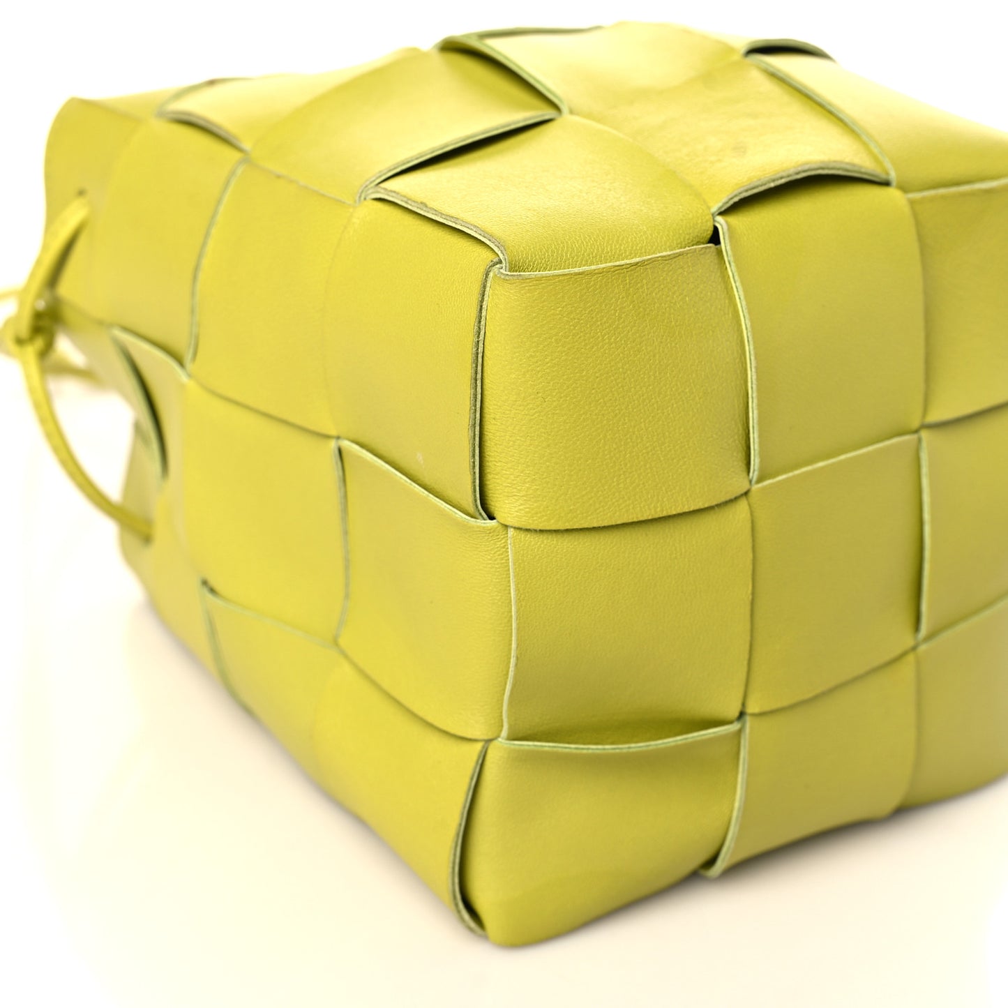 Nappa Maxi Intrecciato Cassette Bucket Bag Kiwi