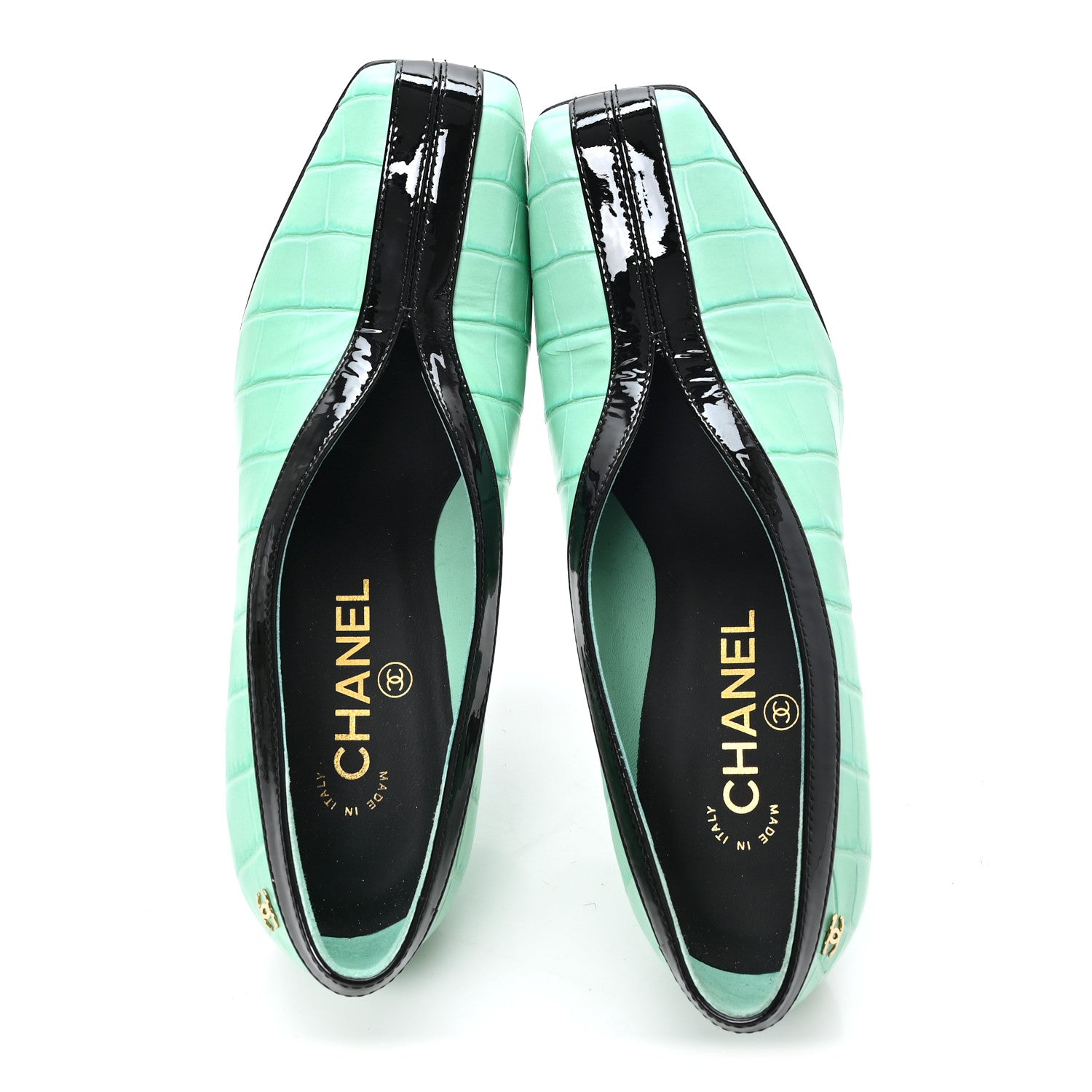 Chanel Crocodile Embossed Patent Calfskin Pumps 37 Green Black 2 of 9