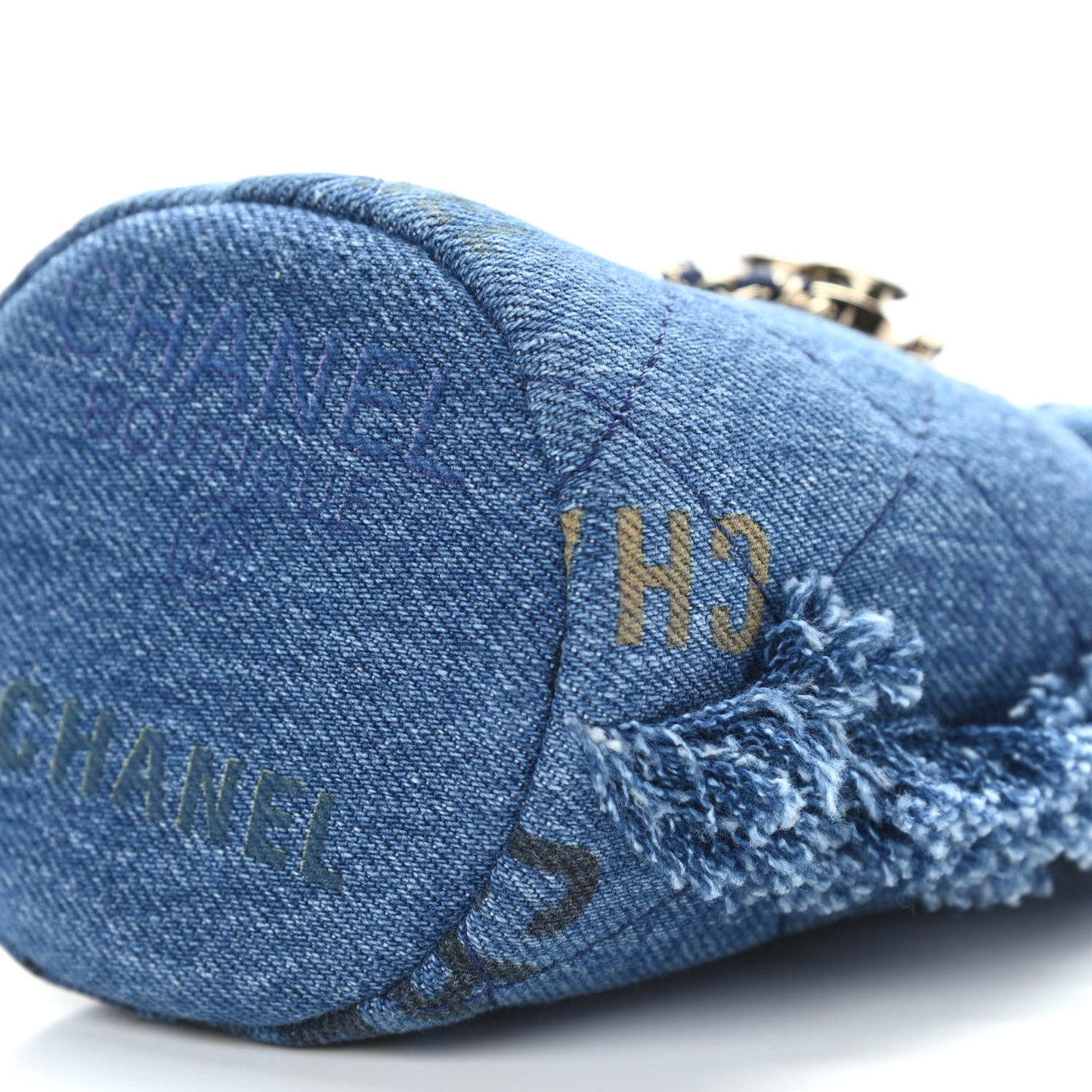 Denim Quilted Mood Mini Bucket With Chain Blue Multicolor