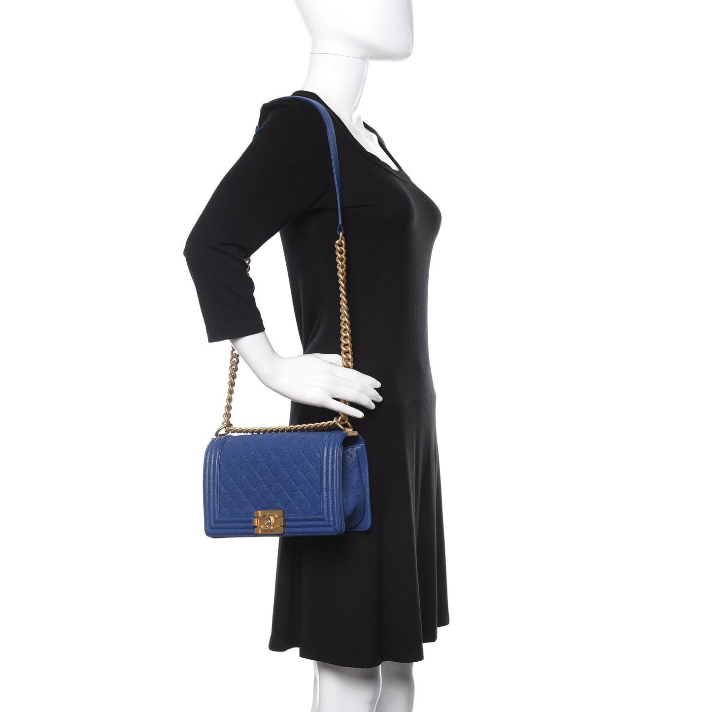 Caviar Quilted Medium Boy Flap Blue