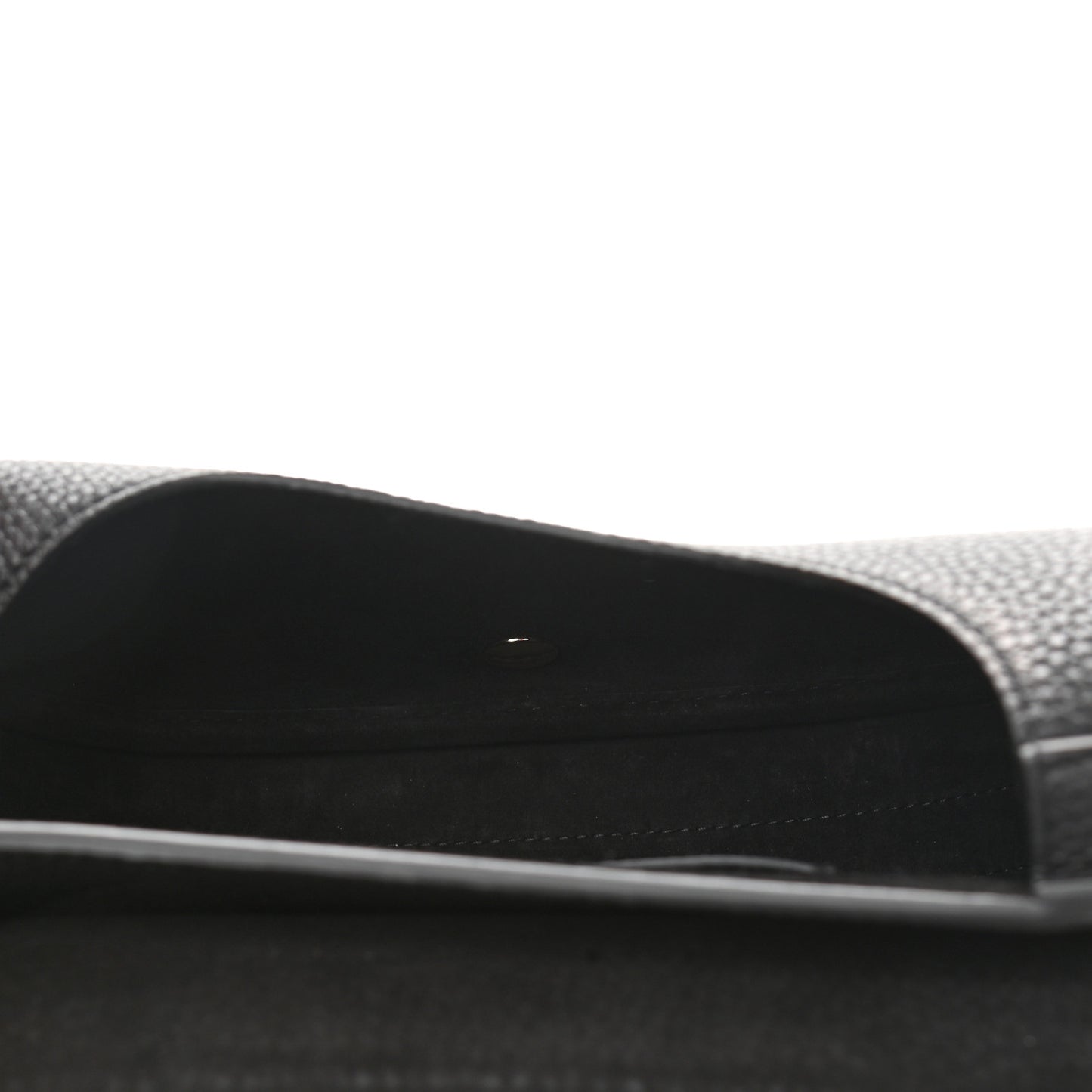 Grained Calfskin Medium Bobby Flap Black