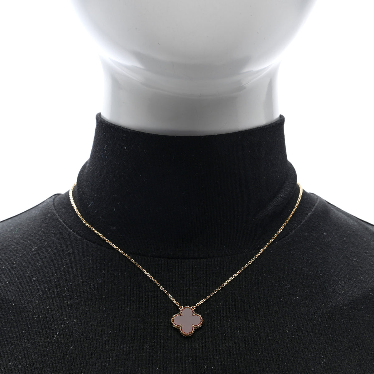 18K Yellow Gold Carnelian Vintage Alhambra Pendant Necklace