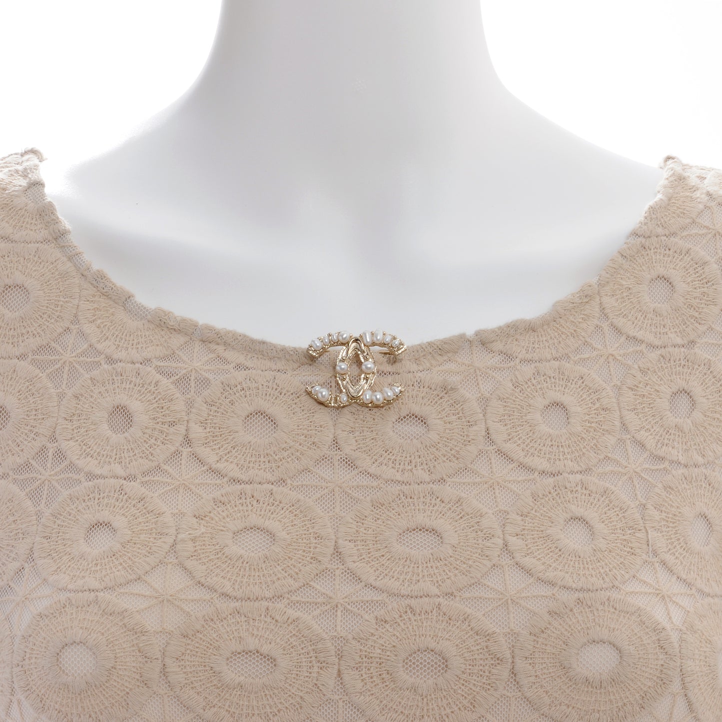 CC Pearl Brooch Pin Gold