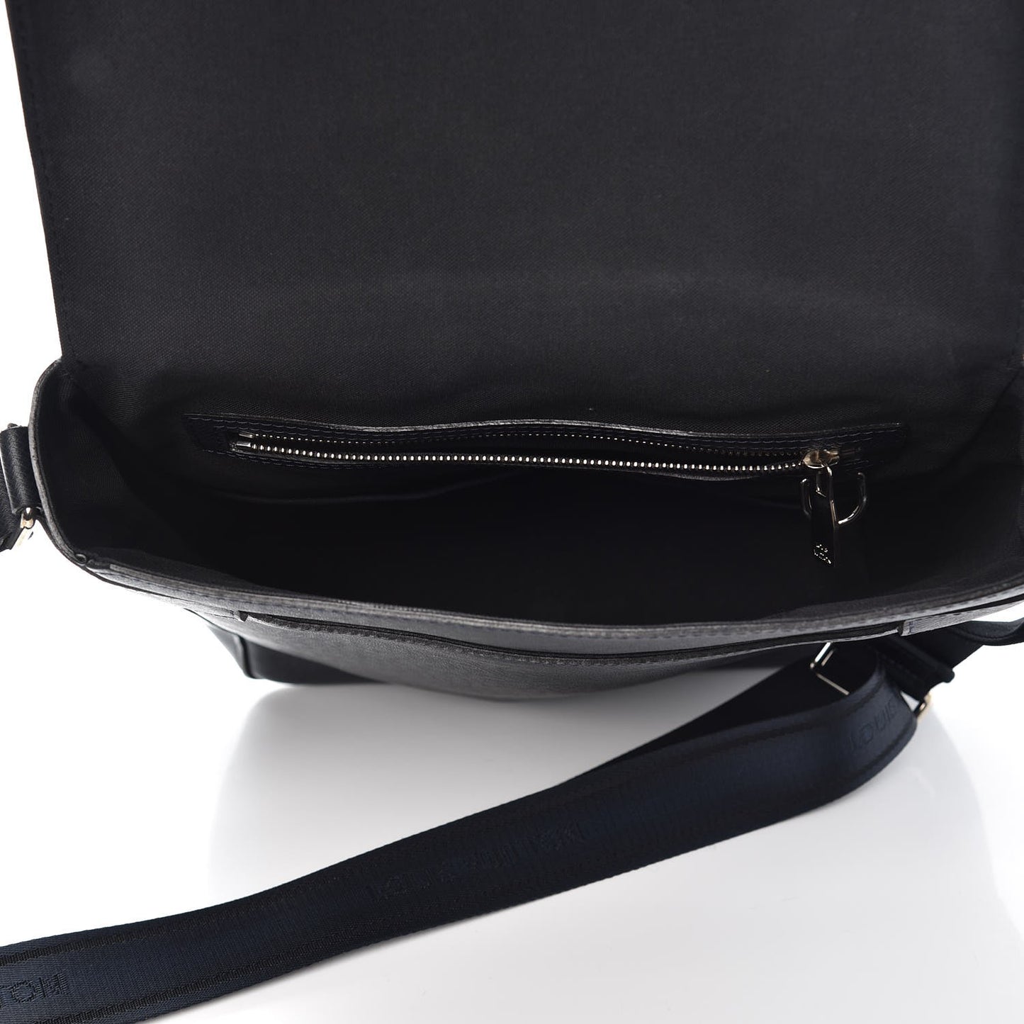 Taiga Milo Messenger Boreal