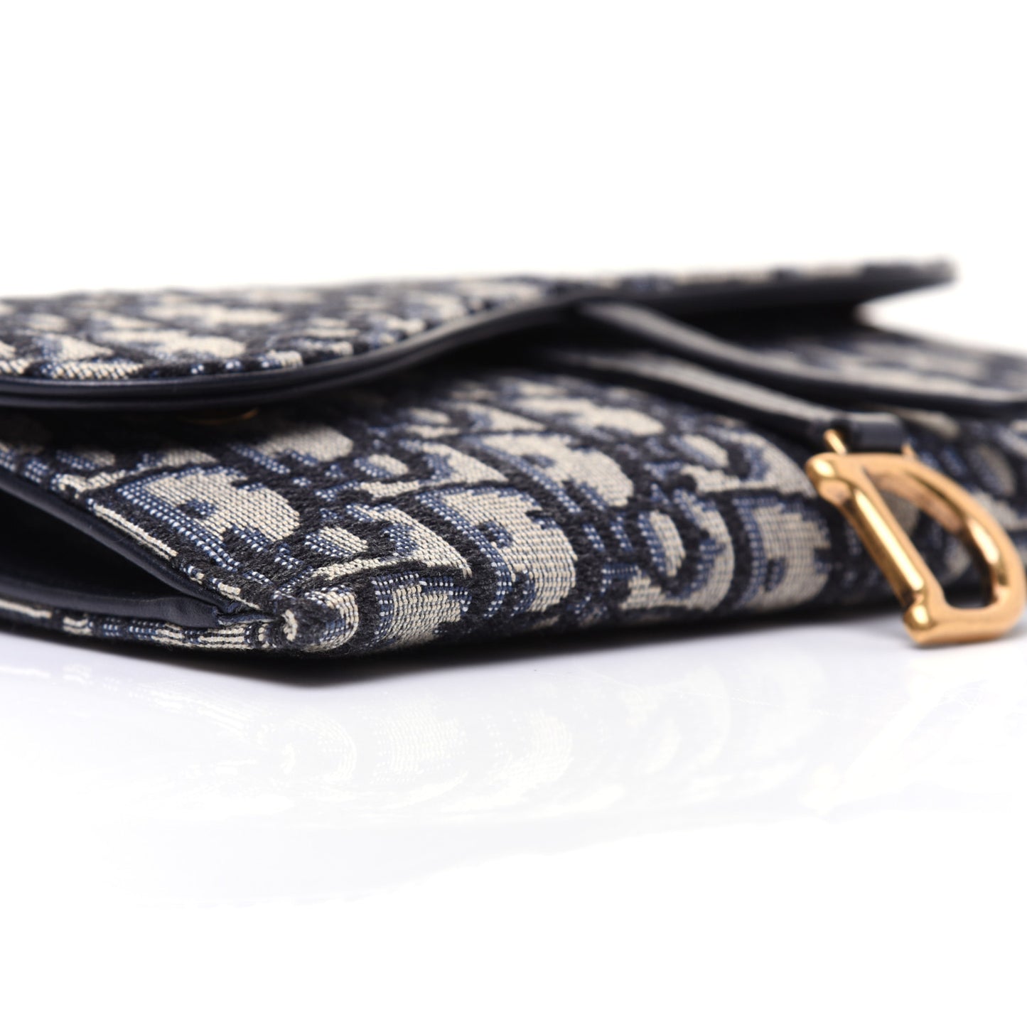 Oblique Saddle Chain Long Wallet Blue