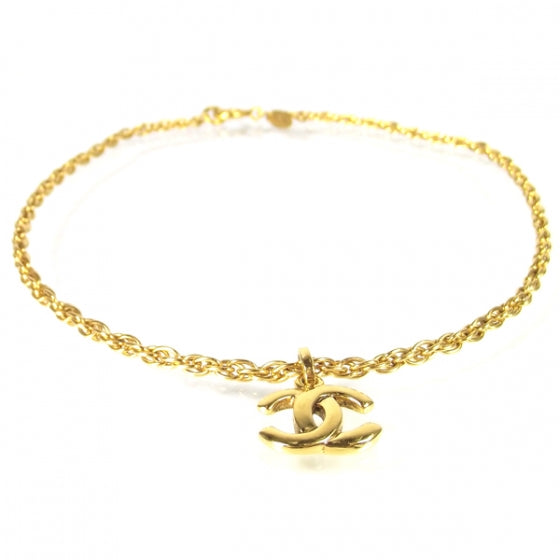Chanel CC Pendant Necklace Gold 1 of 8