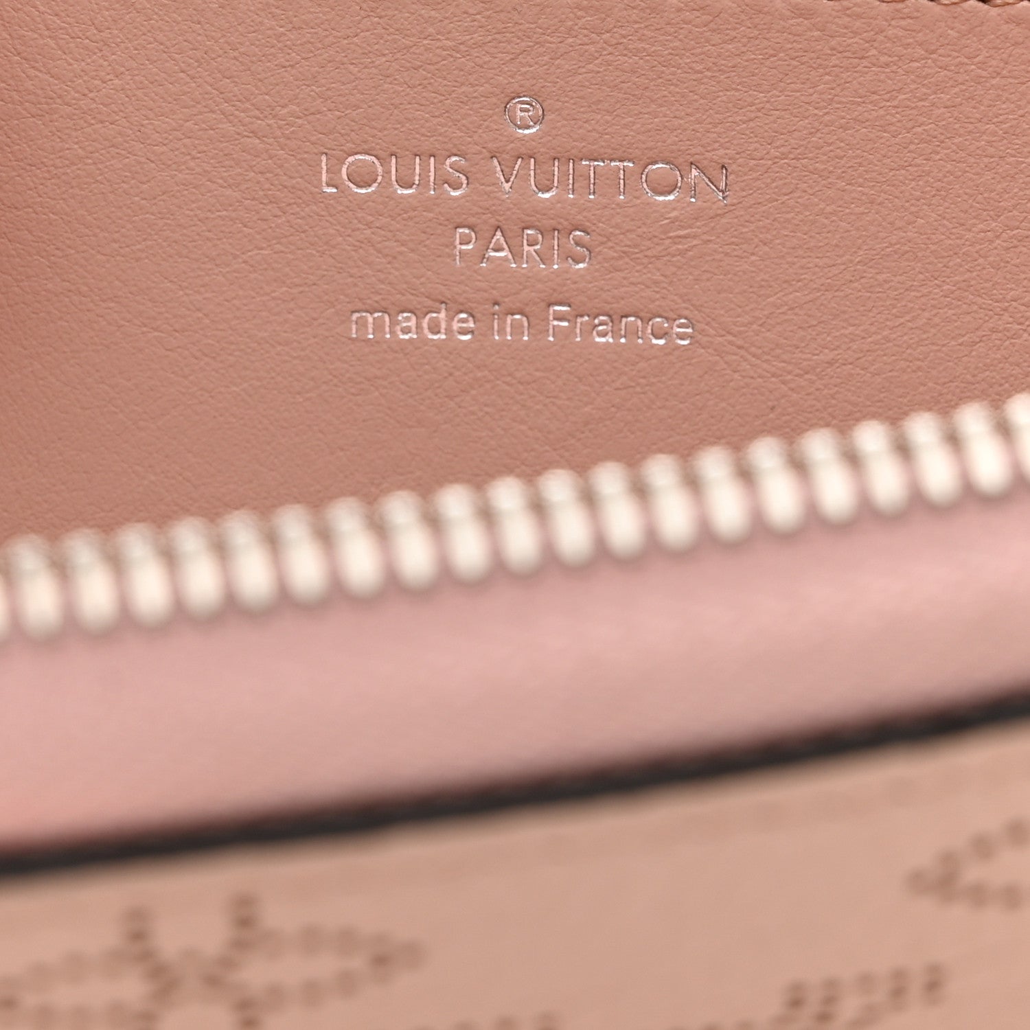Louis Vuitton Mahina Zippy Wallet Magnolia 6 of 7