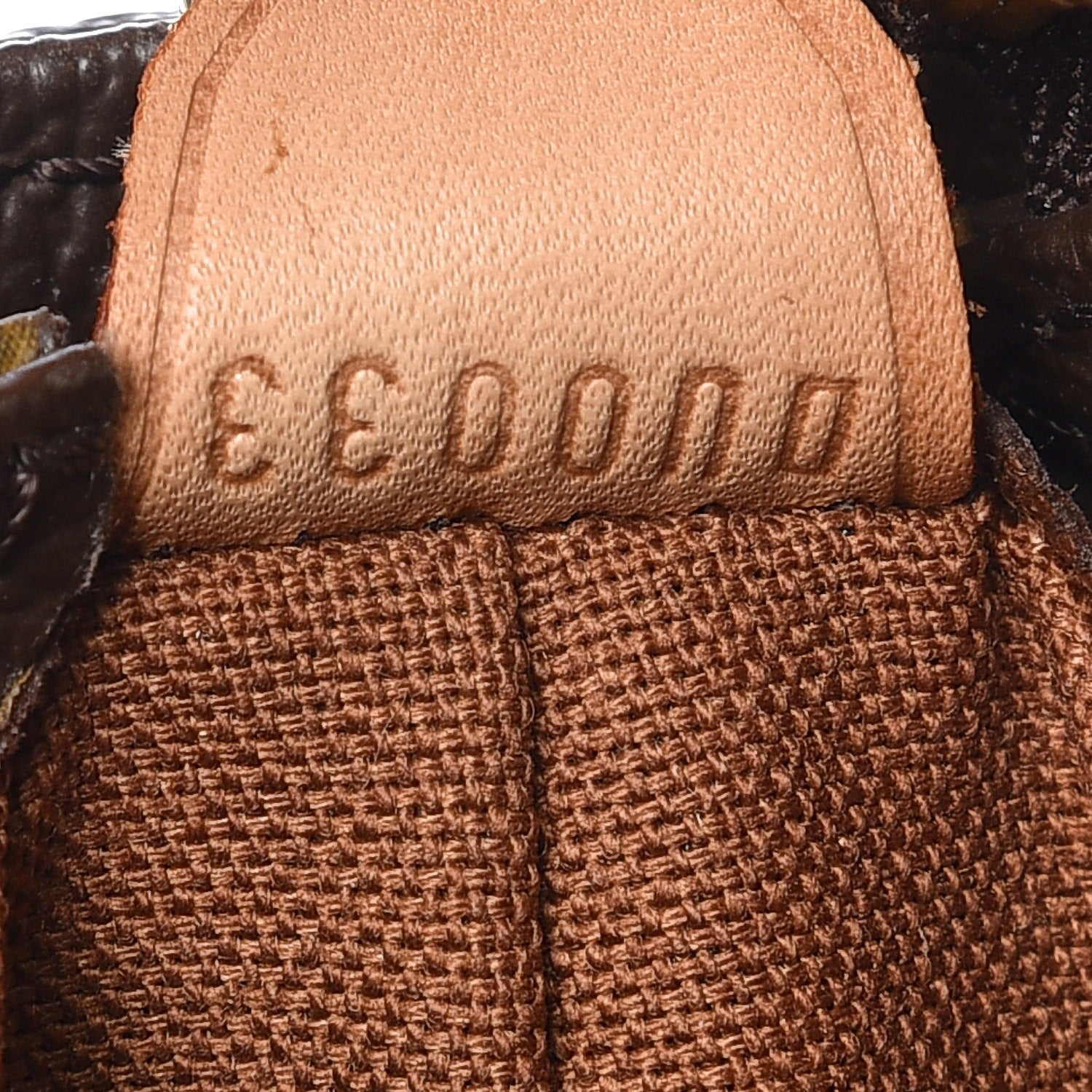 Louis Vuitton Monogram Cabas Mezzo 18 of 23