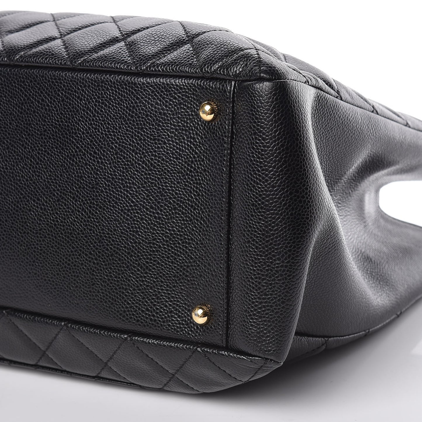 Caviar Quilted XL Grand Shopping Tote GST Black