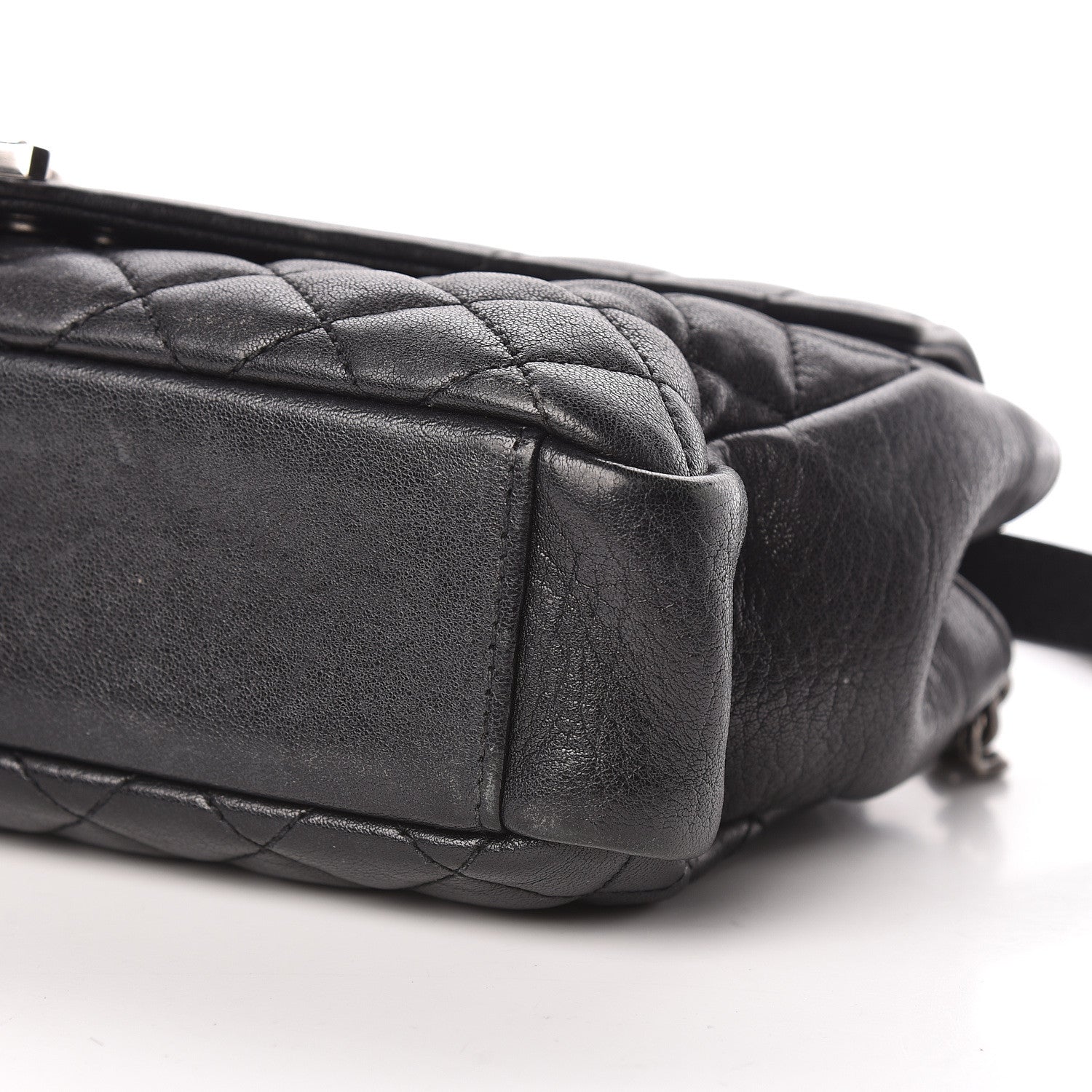 Saint Laurent Sheepskin Tri-Quilt Monogram Medium College Bag Black 17 of 18