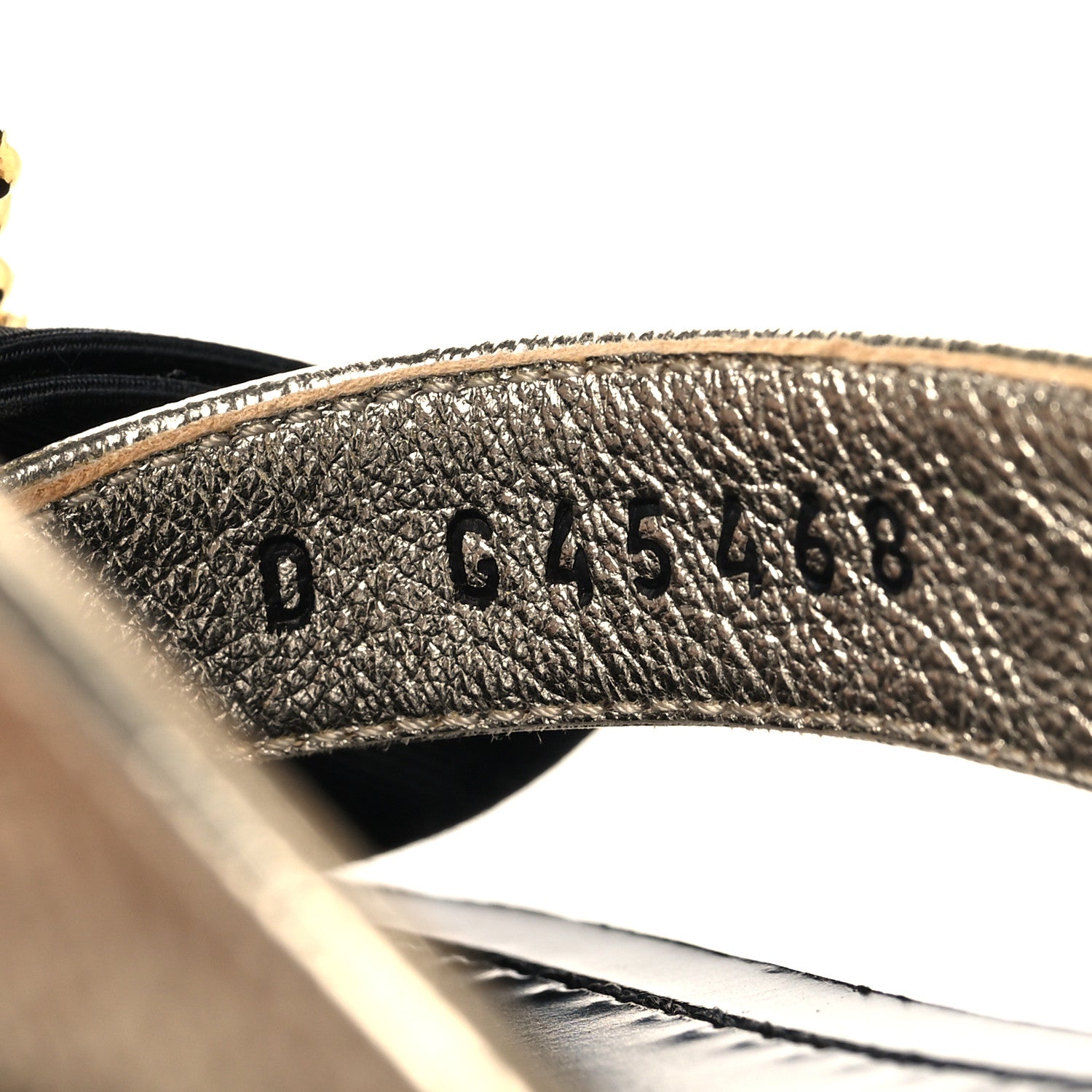 Chanel Metallic Laminated Goatskin Grosgrain Bow Pearl Thong Sandals 37 Gold 7 of 8