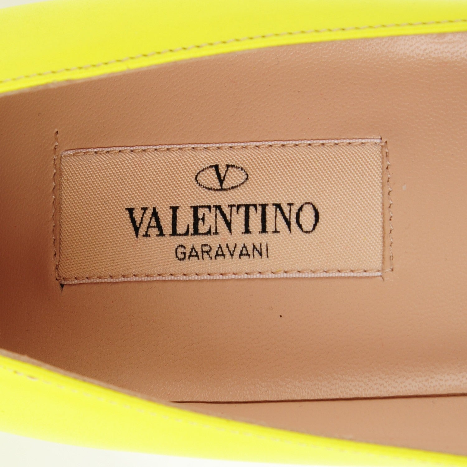Valentino Garavani Matte Calfskin Rockstud New Plain 100mm Pumps 39 Yellow 7 of 8