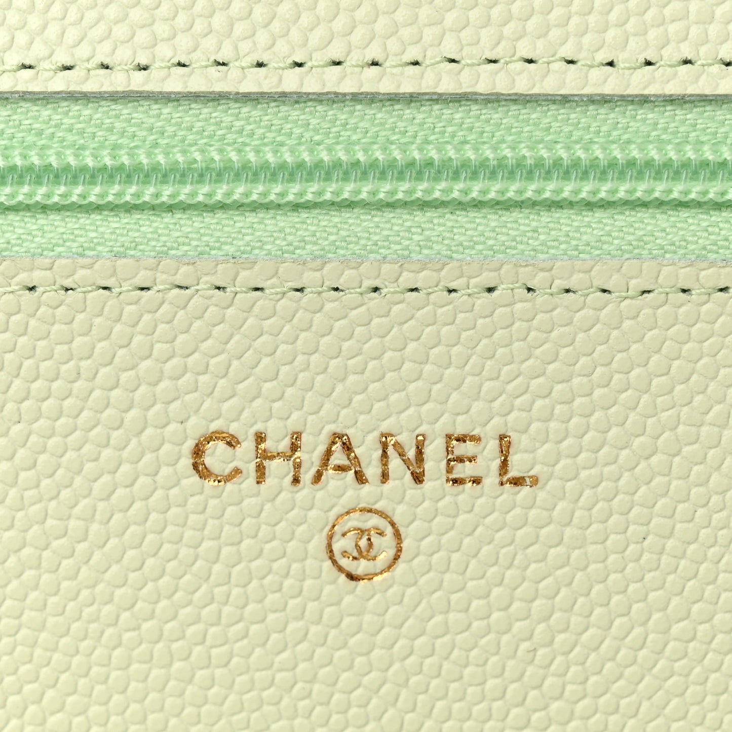 Caviar Quilted Wallet on Chain WOC Light Green