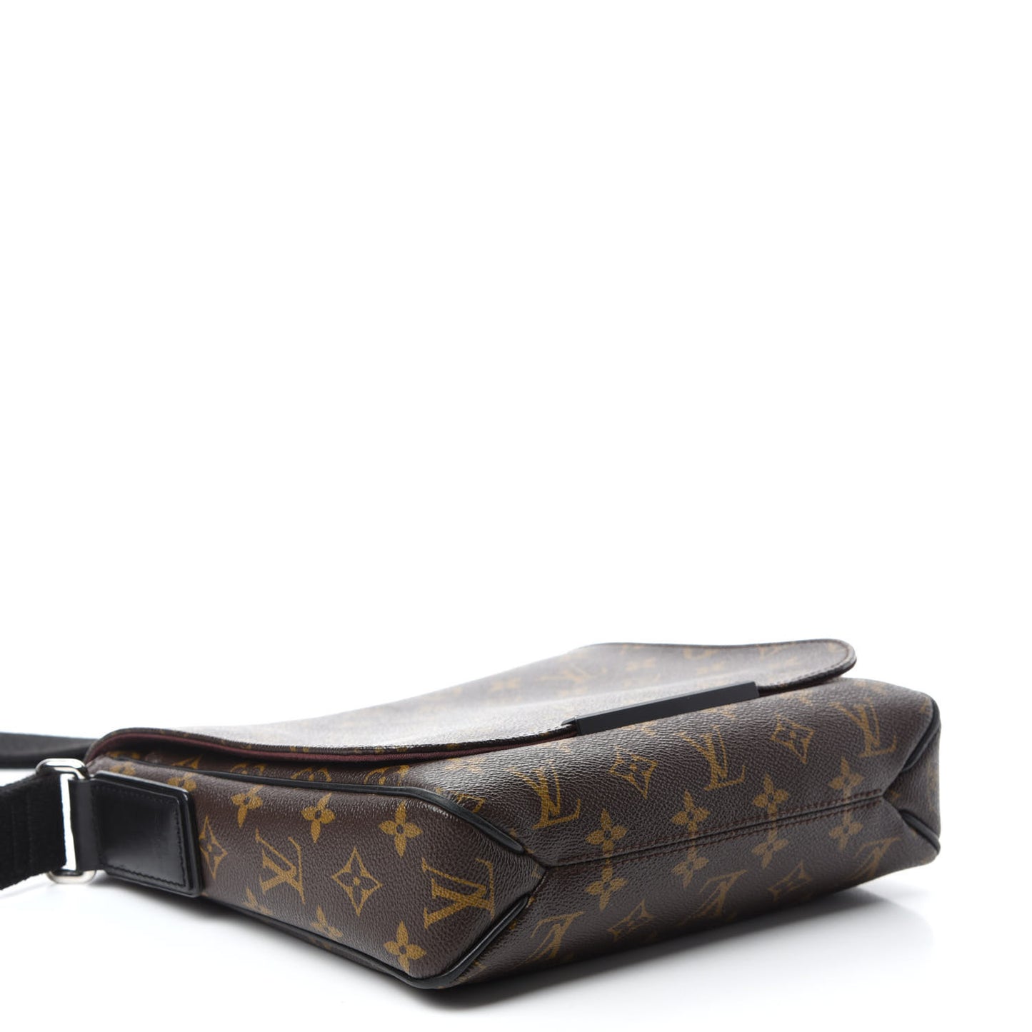 Monogram Macassar District PM