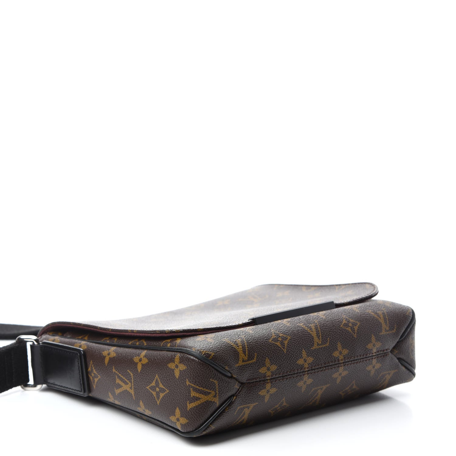 Louis Vuitton Monogram Macassar District PM 4 of 10