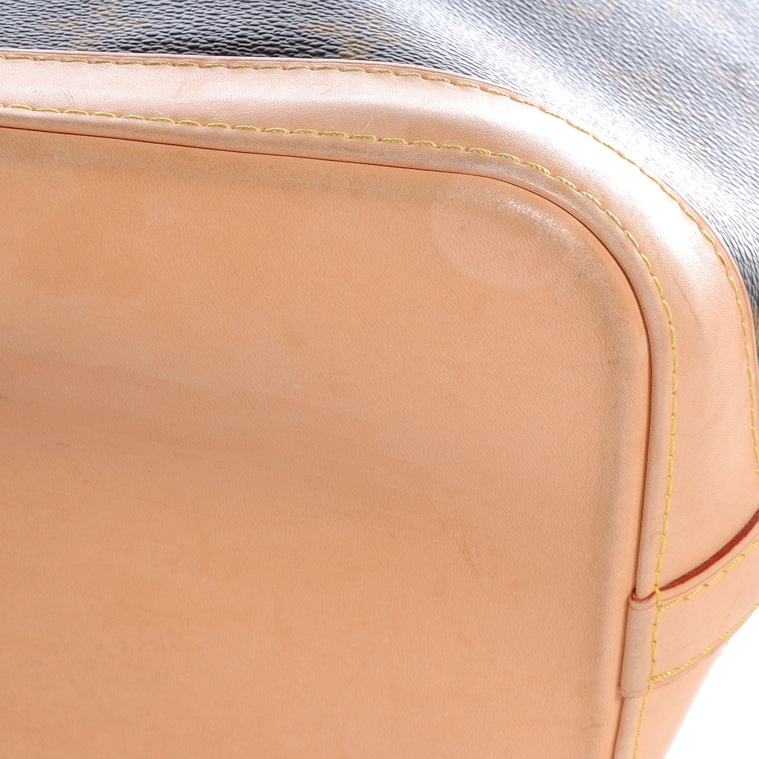 Louis Vuitton Monogram Alma PM 9 of 9