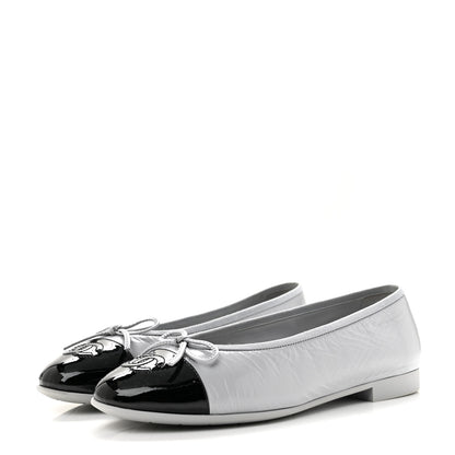 Chanel Shiny Crumpled Calfskin Patent CC Cap Toe Ballerina Flats 39 Grey Black 4 of 10