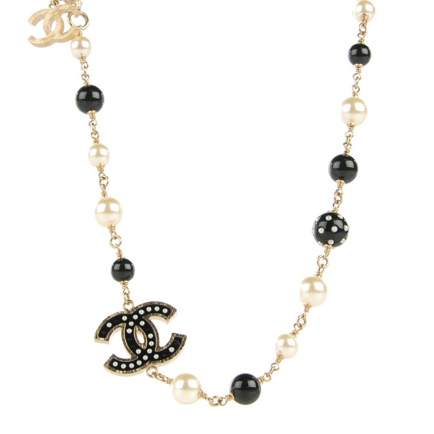 Pearl Beaded CC Short Necklace Silver Black