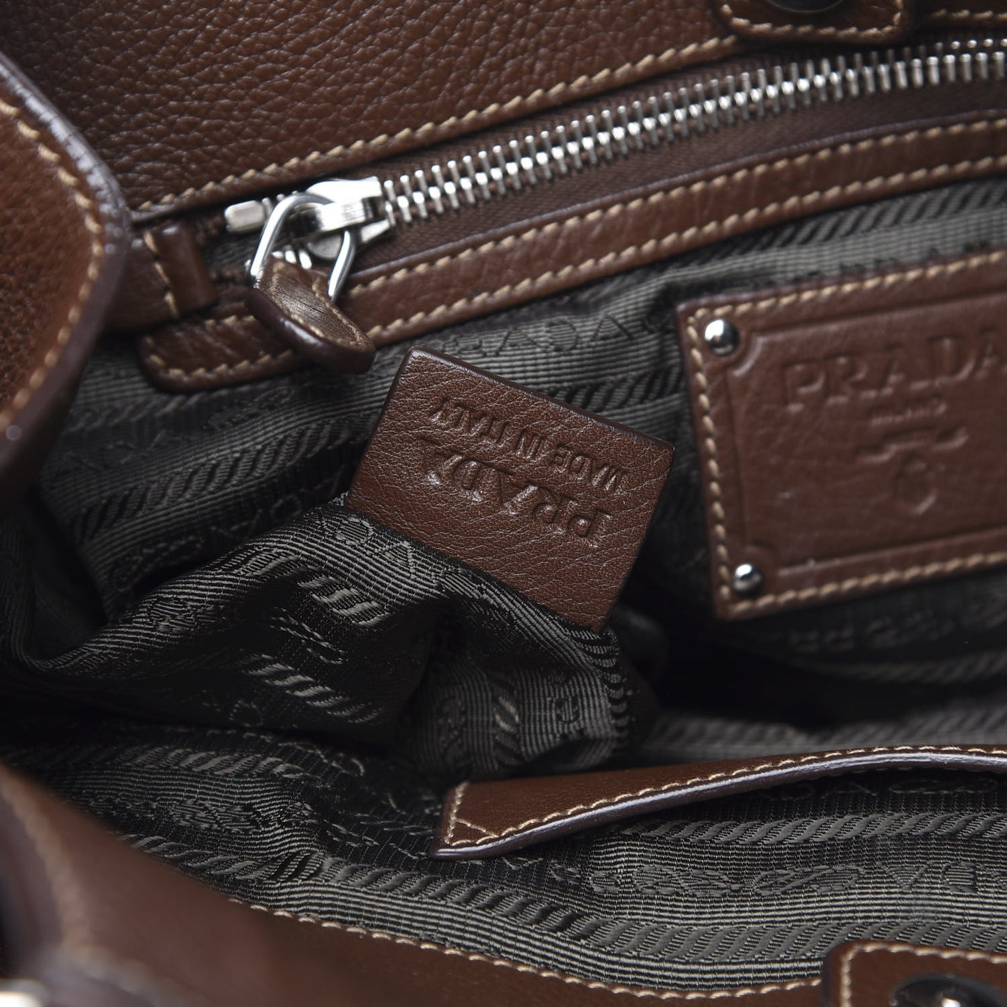 Vitello Daino Shoulder Bag Bruciato