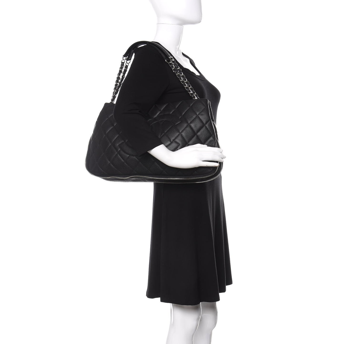 Caviar Quilted Expandable Zip Shoulder Bag Black