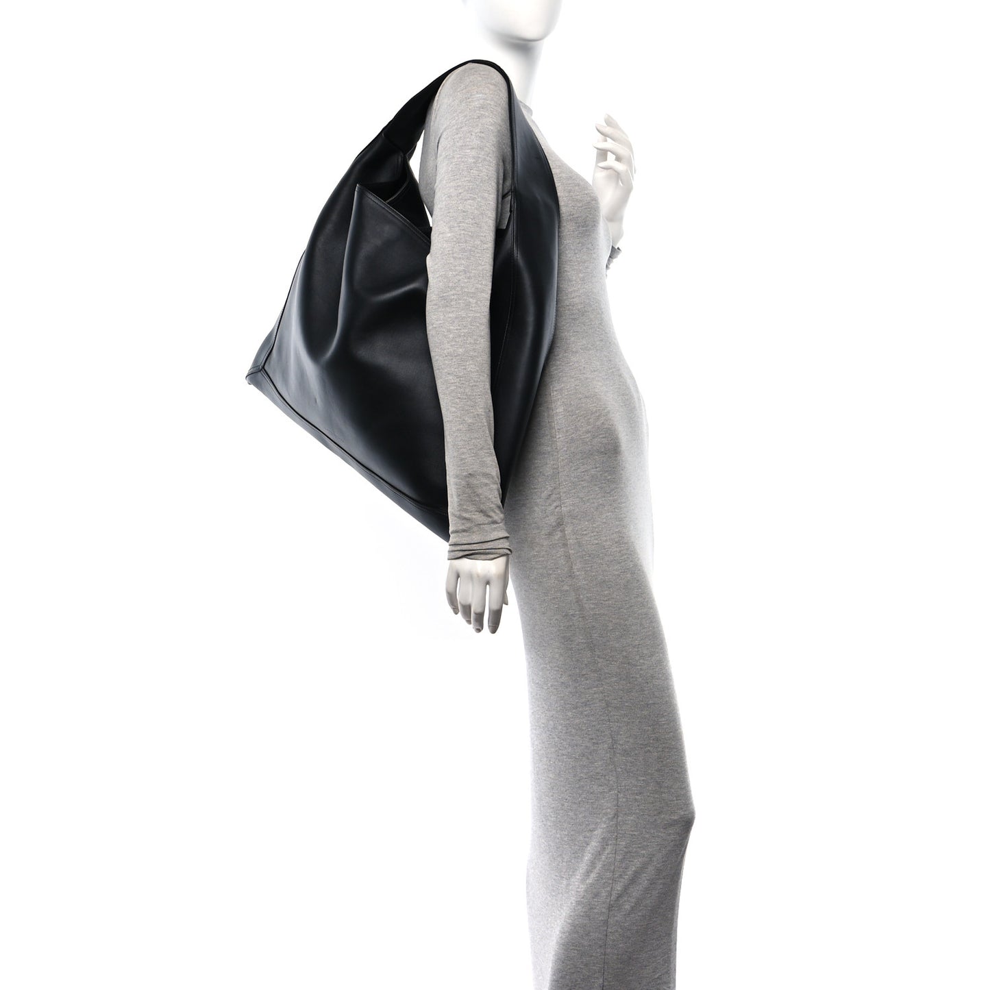 Silky Calfskin Large Hop Black