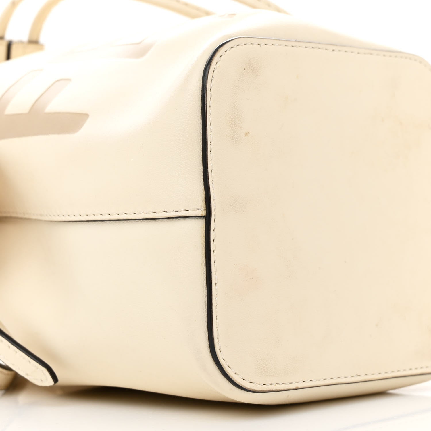 Fendi Vitello King F is Fendi Logo Embossed Mini Mon Tresor Bucket Bag White 9 of 13