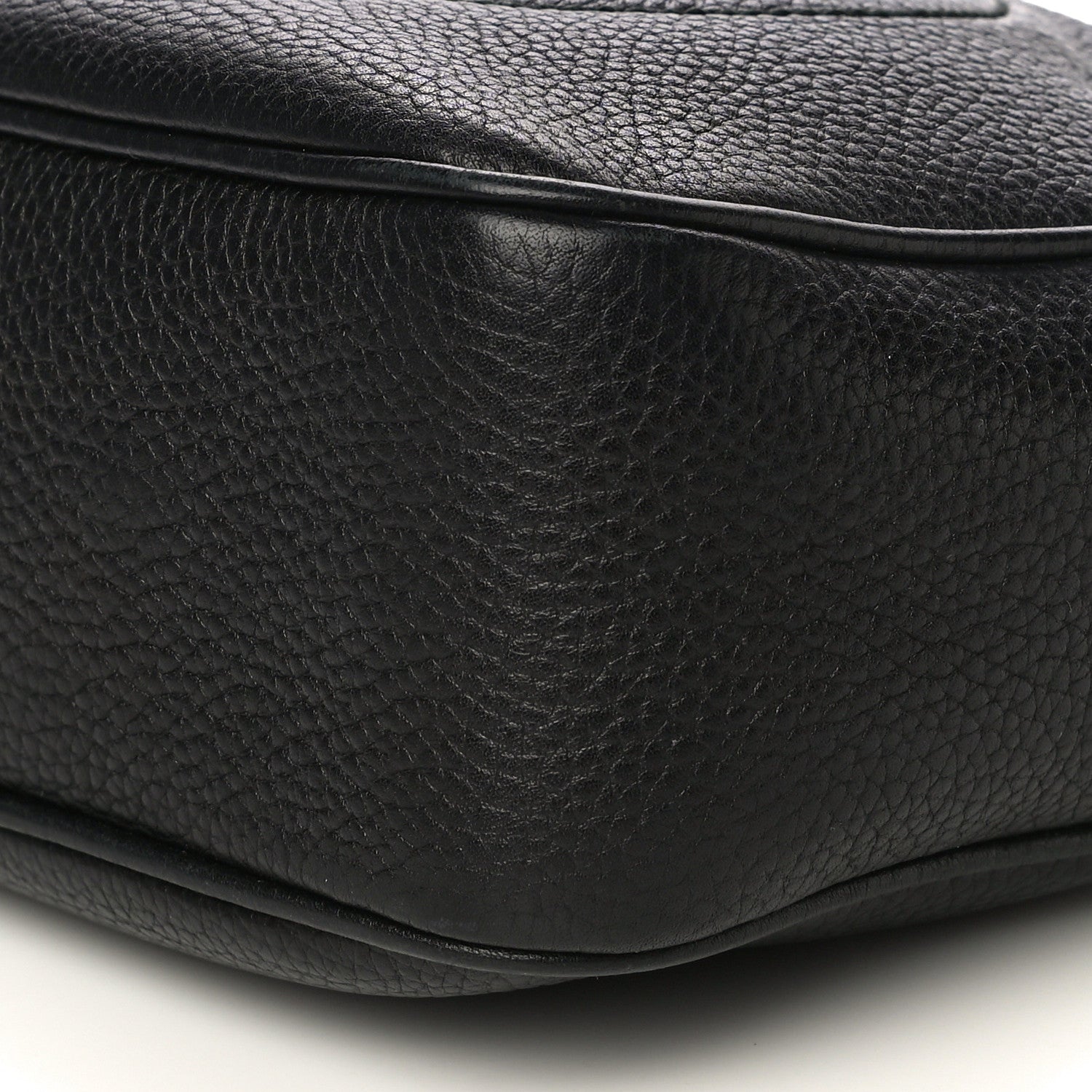 Gucci Pebbled Calfskin Small Soho Disco Bag Black 15 of 15