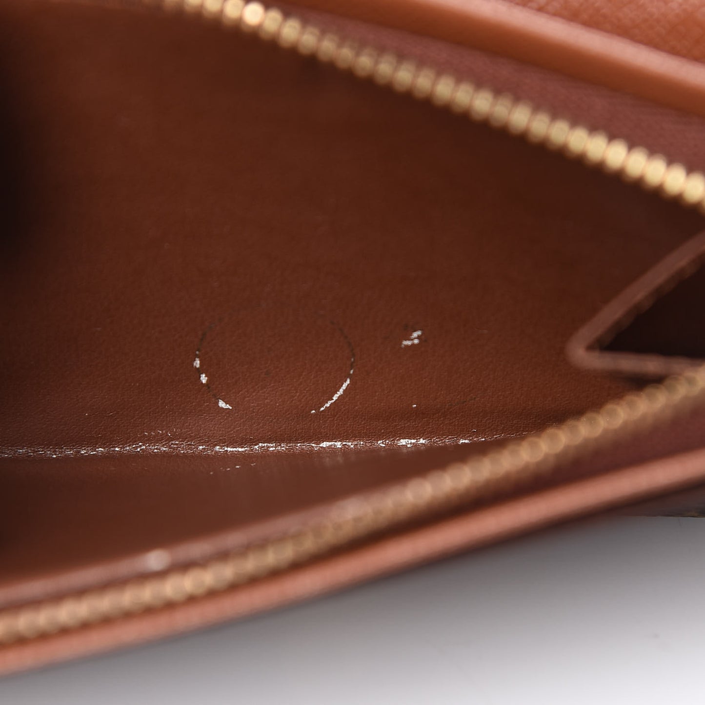 Monogram Porte-Monnaie Billets Tresor Wallet