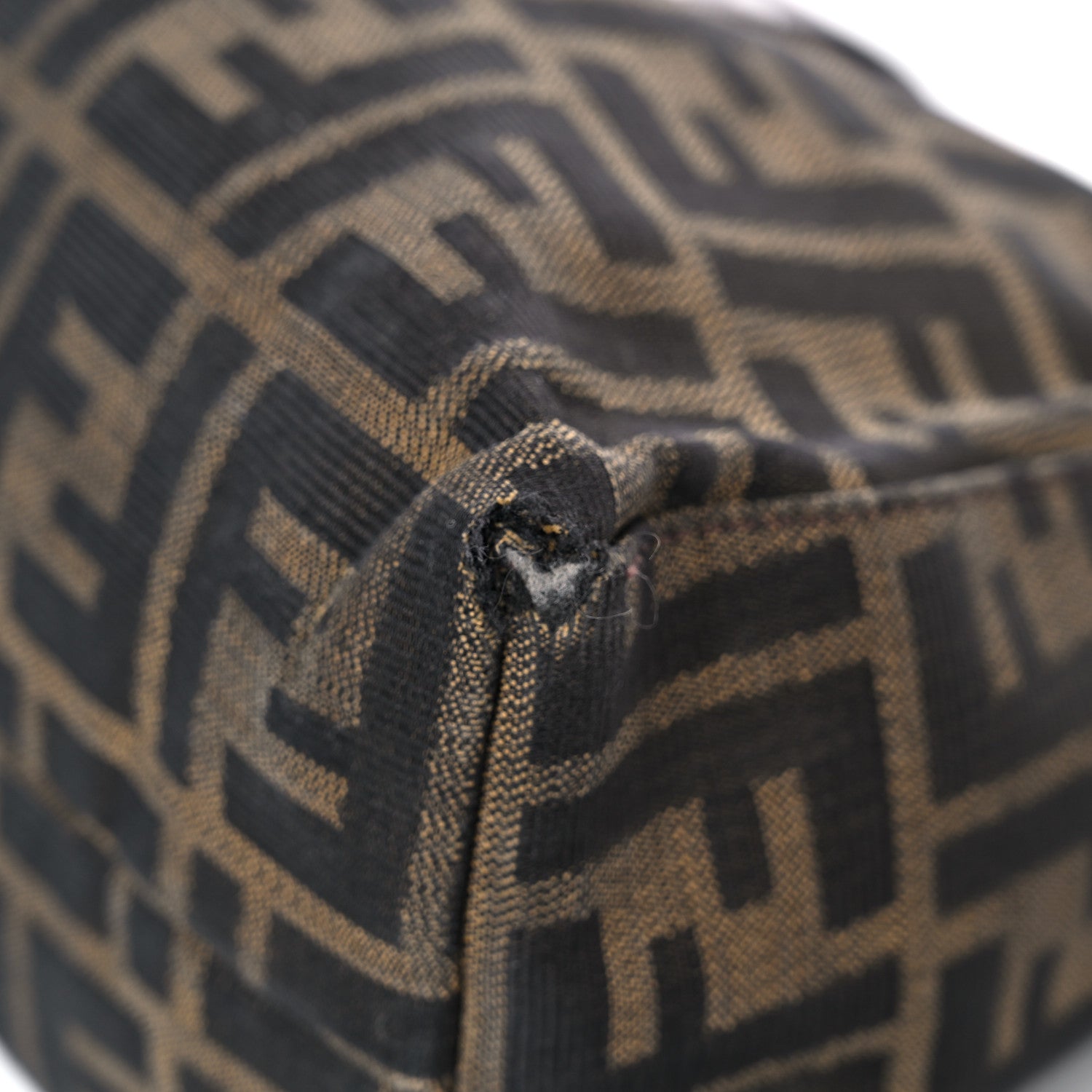 Fendi Zucca Hobo Tobacco 8 of 33