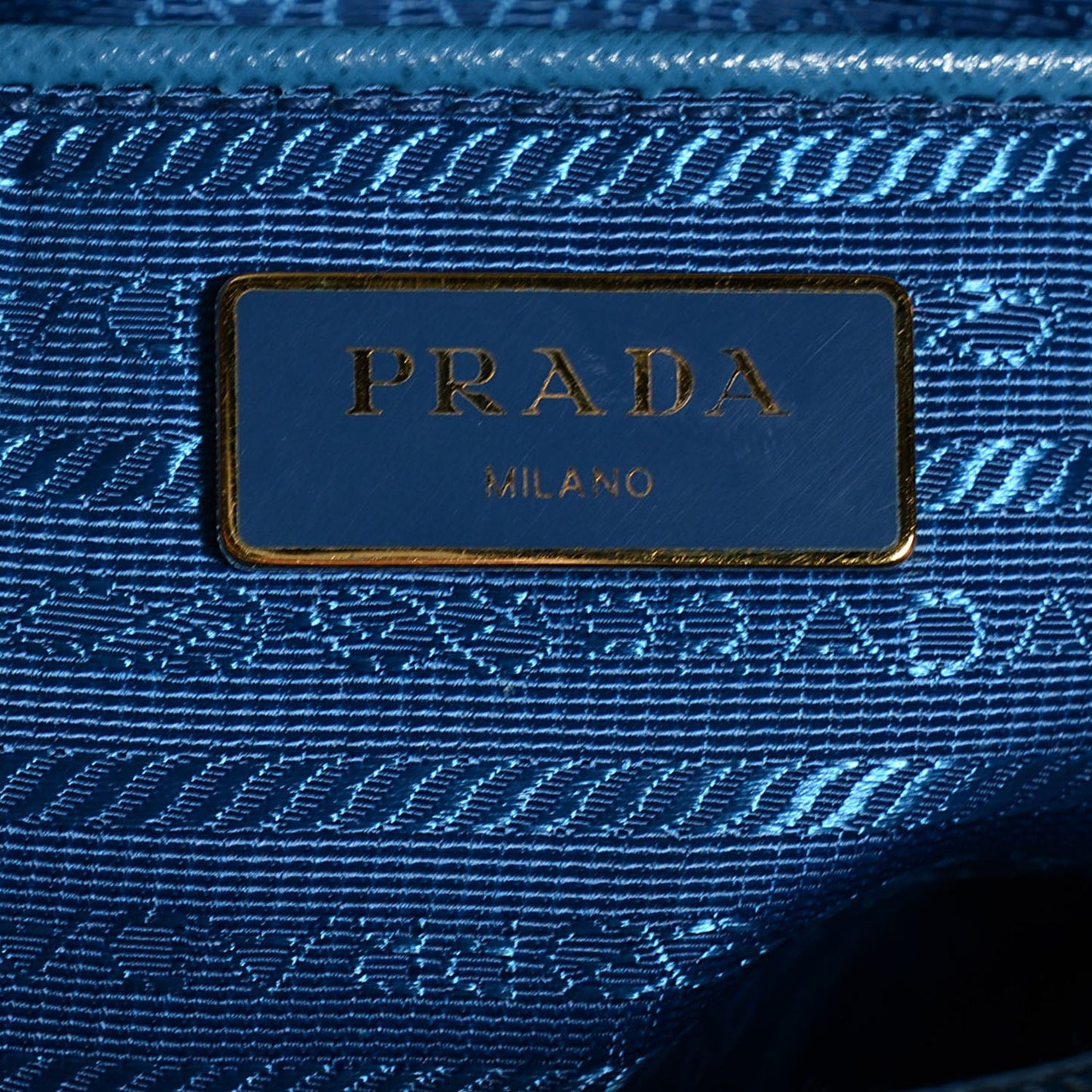 Saffiano Lux Large Promenade Tote Cobalto