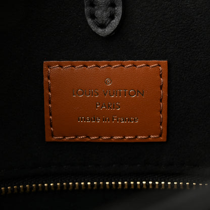 Louis Vuitton Empreinte Monogram Giant Wild At Heart Onthego MM Black 6 of 9