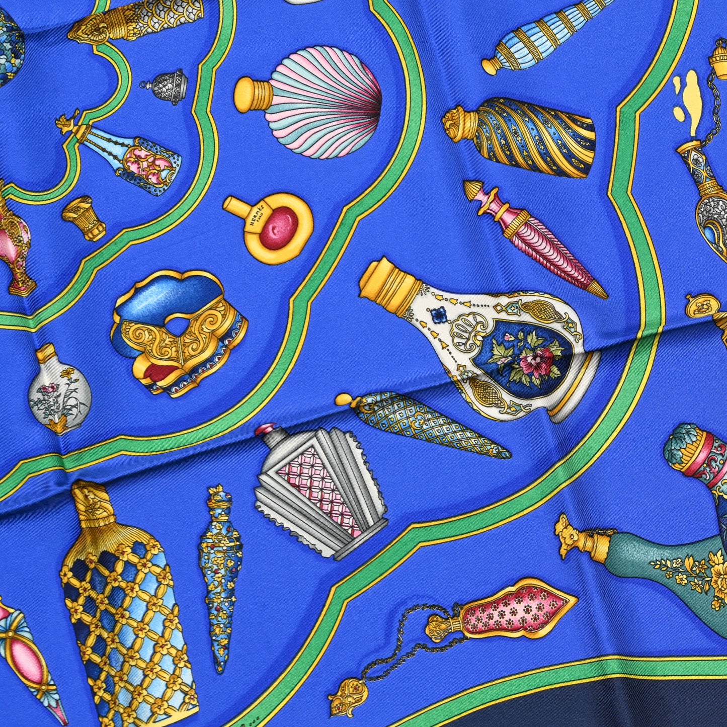 Silk Qu'Importe Le Flacon Scarf 90