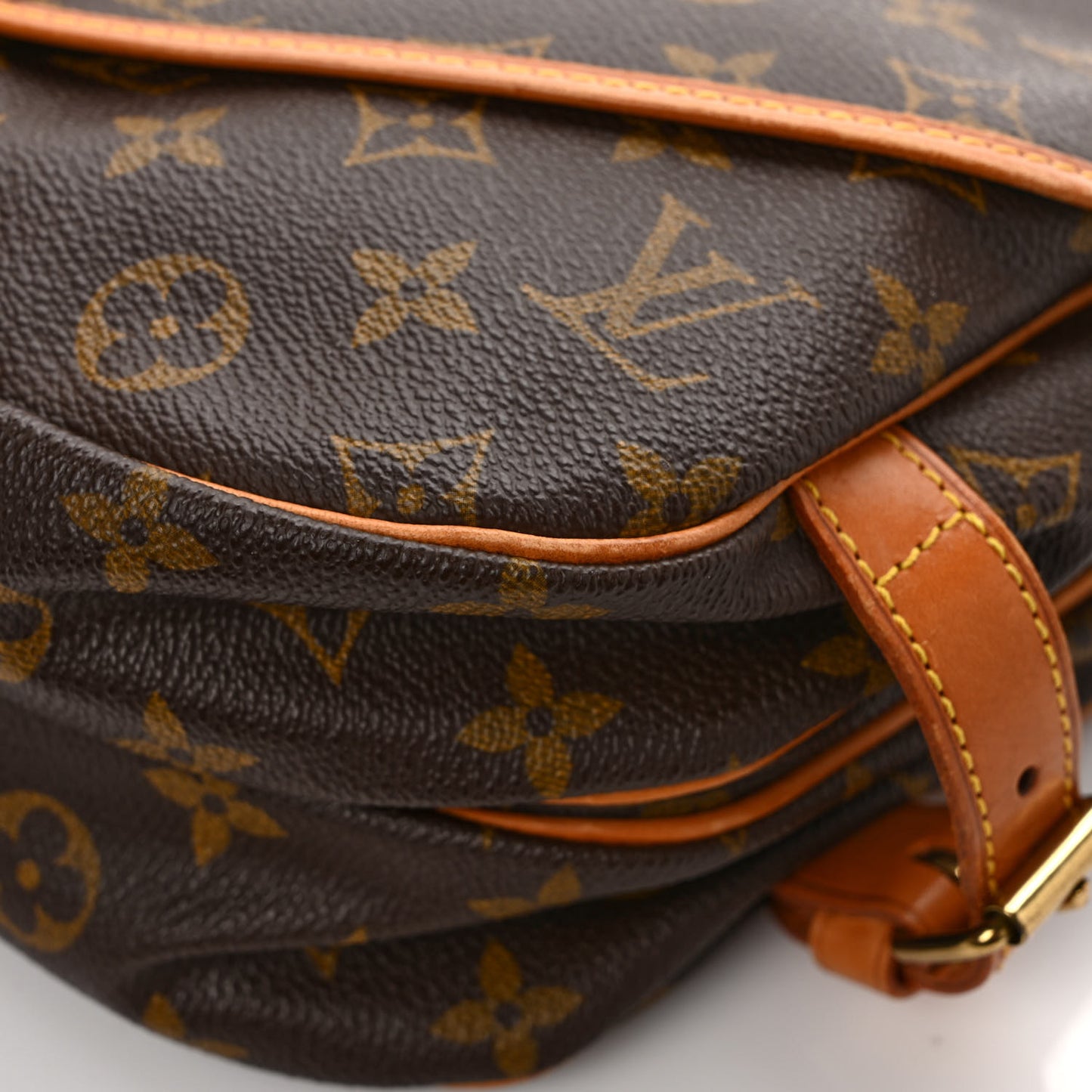 Monogram Saumur 30