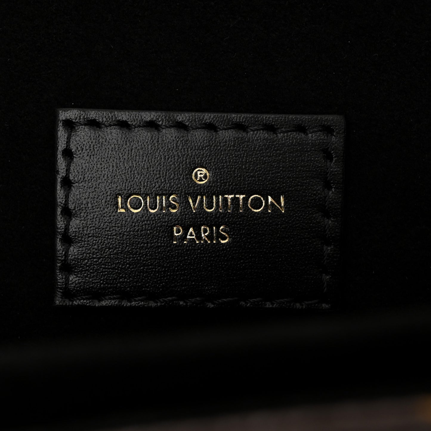 Reverse Monogram Pochette Metis