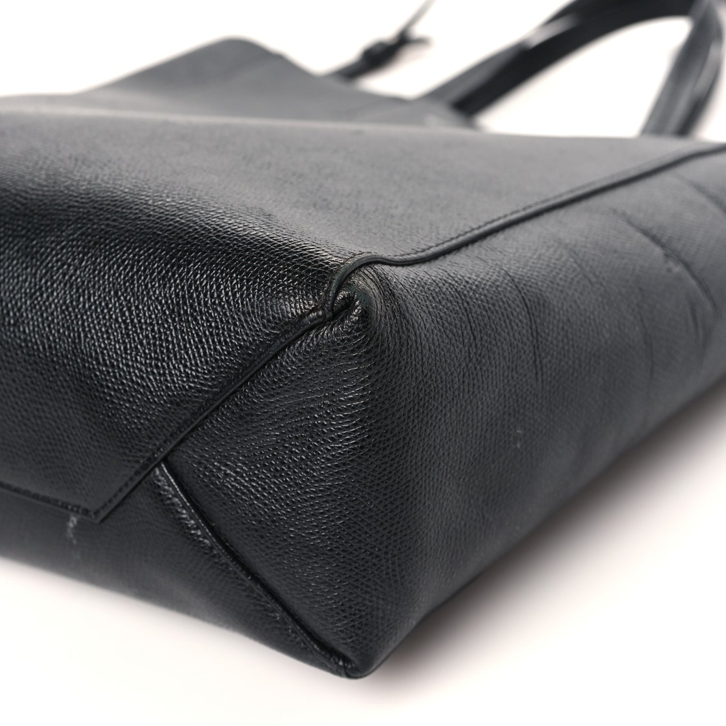 Grained Calfskin Small Vertical Cabas Black